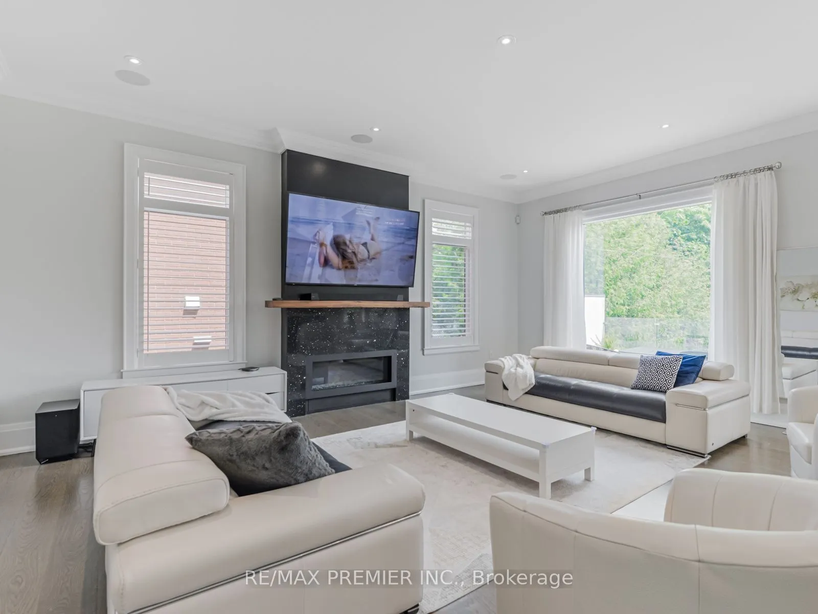 111 Codsell Avenue