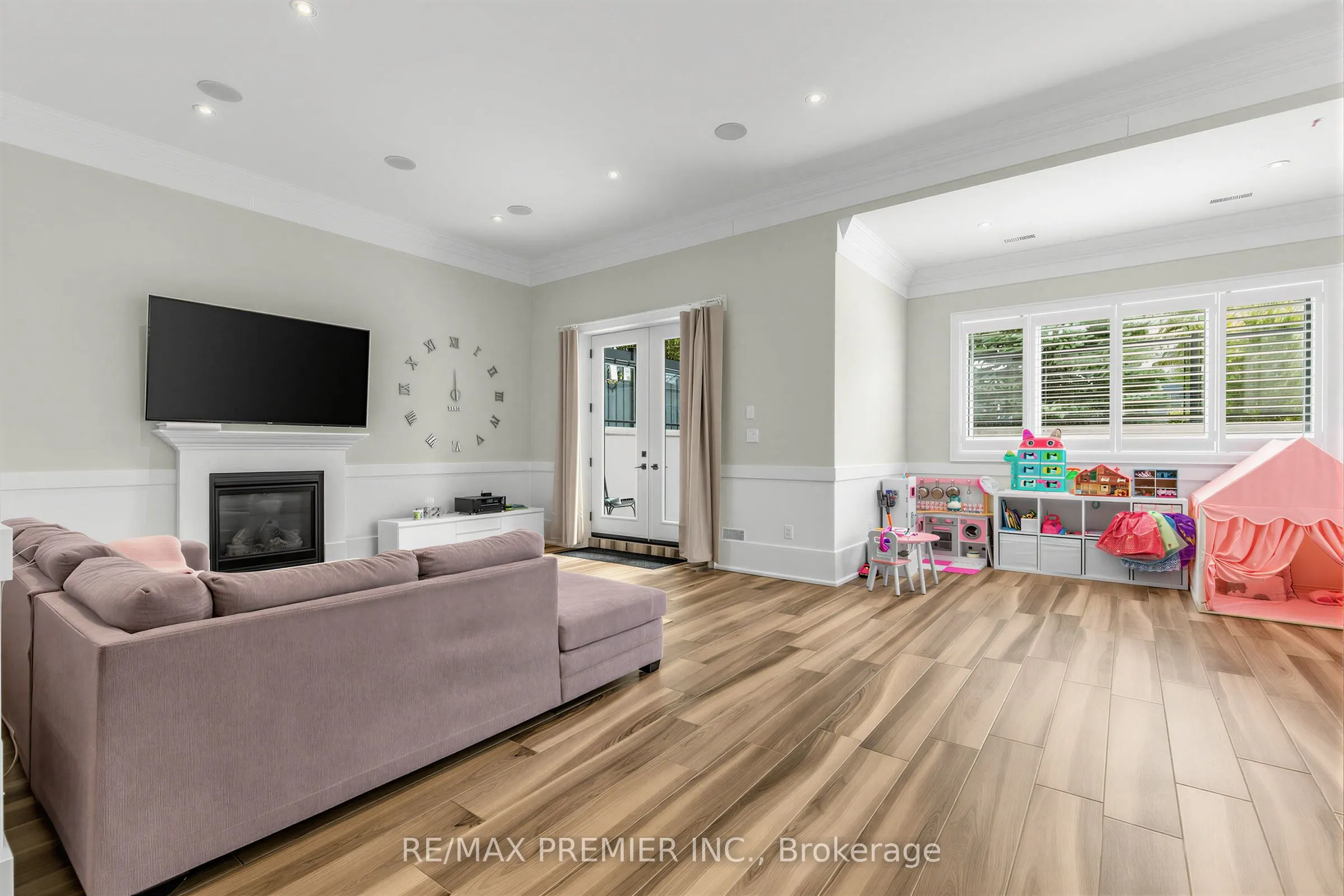 111 Codsell Avenue