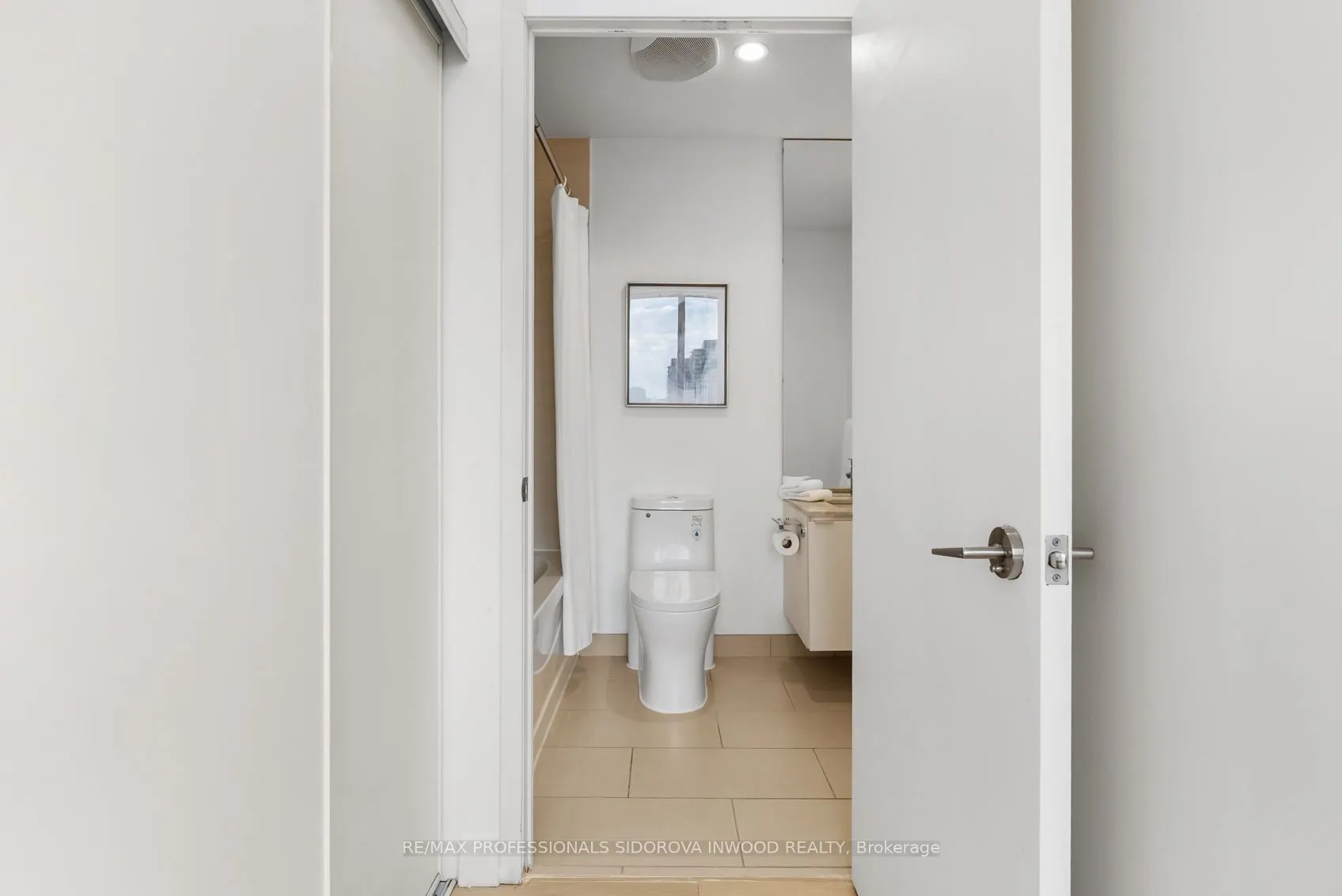 33 Mill Street, #1208