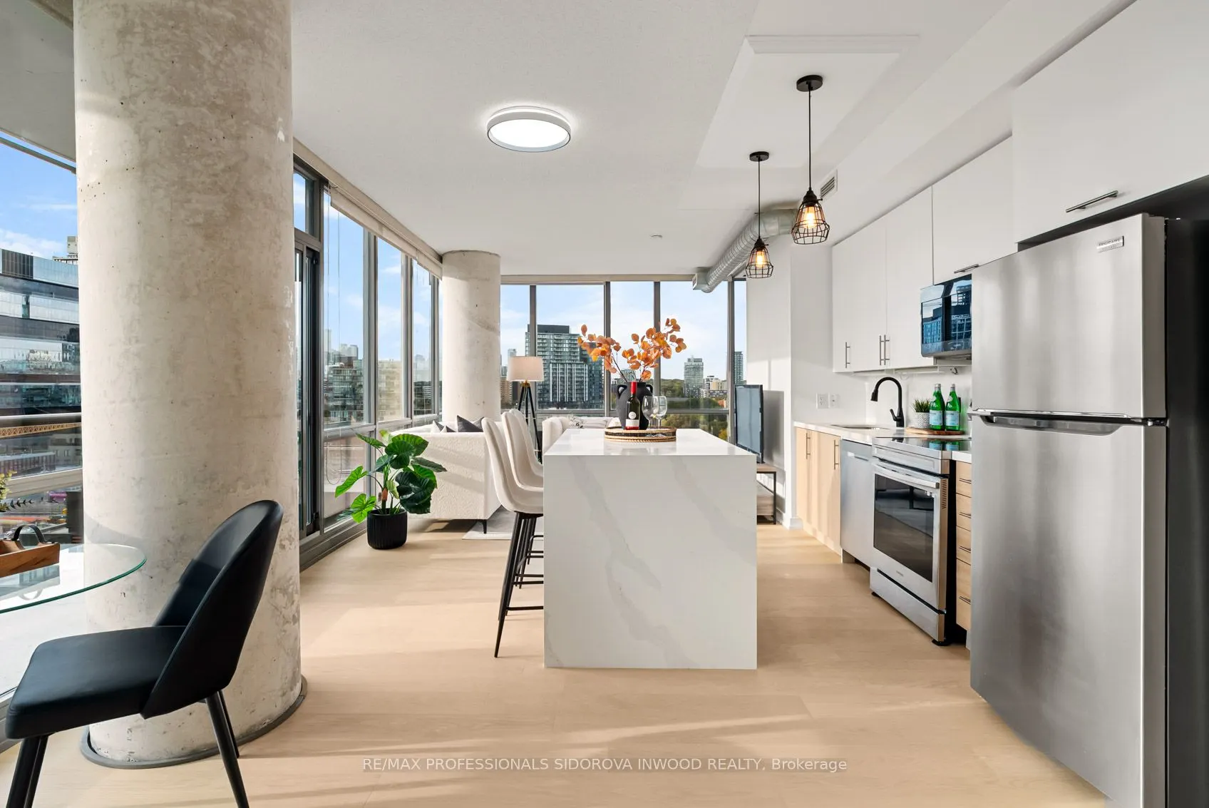 33 Mill Street, #1208