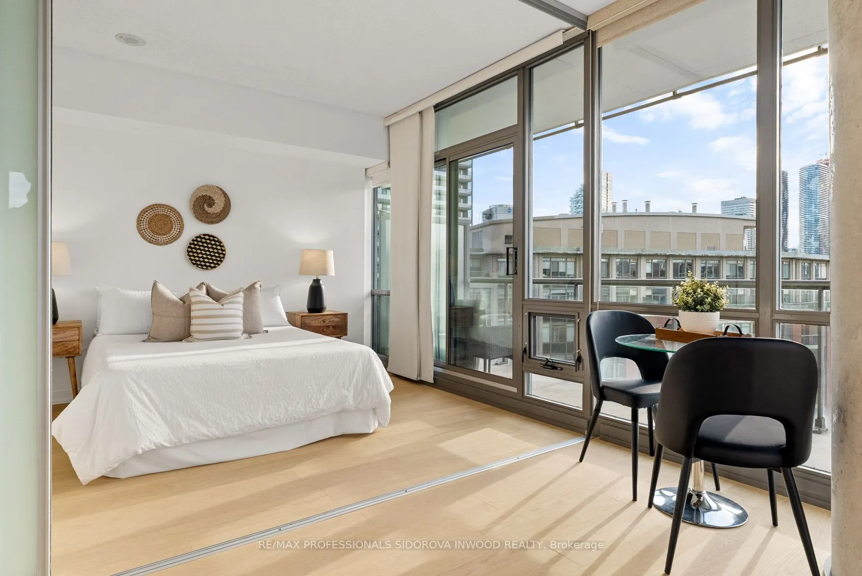 33 Mill Street, #1208