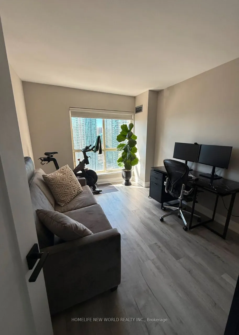 25 The Esplanade Acres, #2903