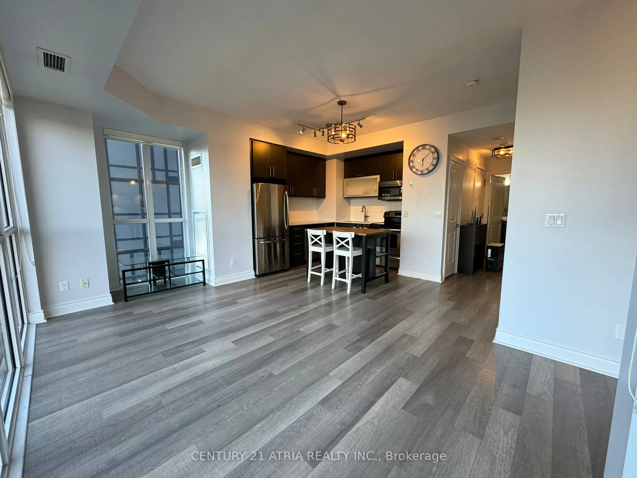 28 Ted Rogers Way, #12