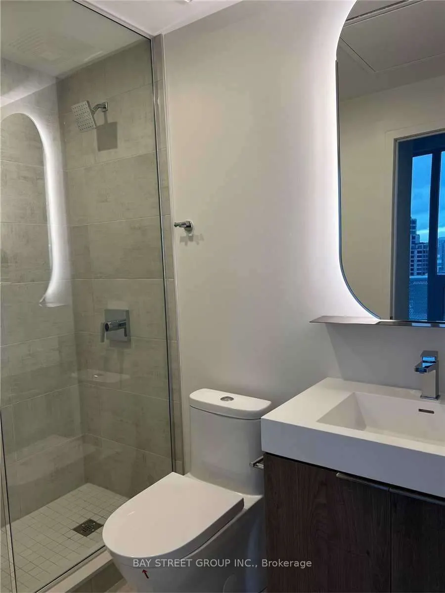 15 Holmes Avenue, #1601