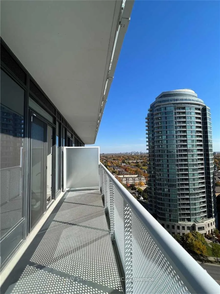 15 Holmes Avenue, #1601