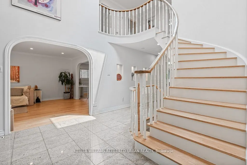 4 Saddletree Drive