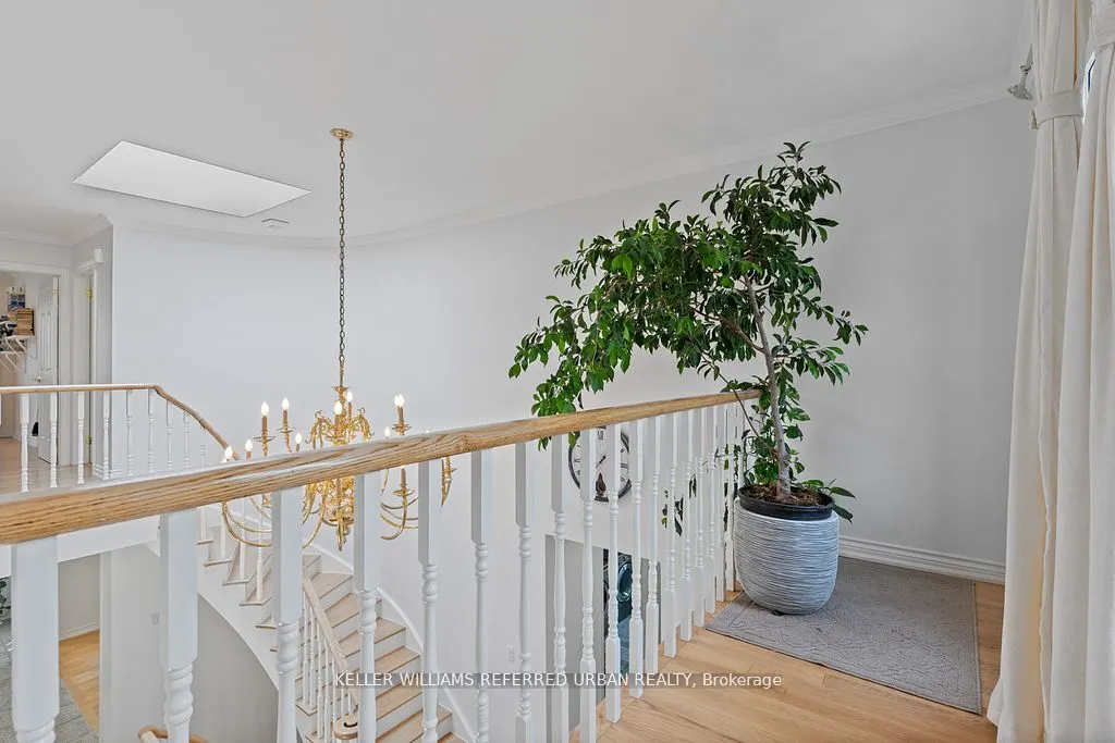 4 Saddletree Drive