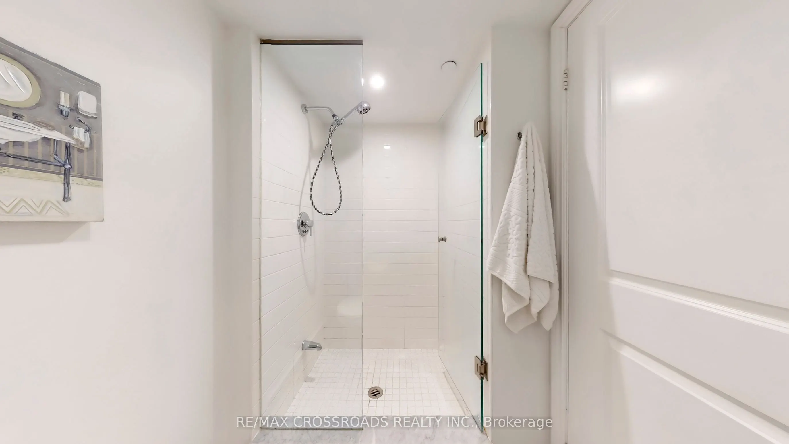 386 Yonge Street, #1602