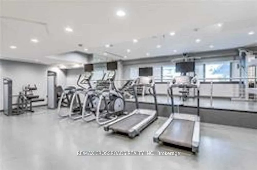 17 Kenaston Gardens, #414