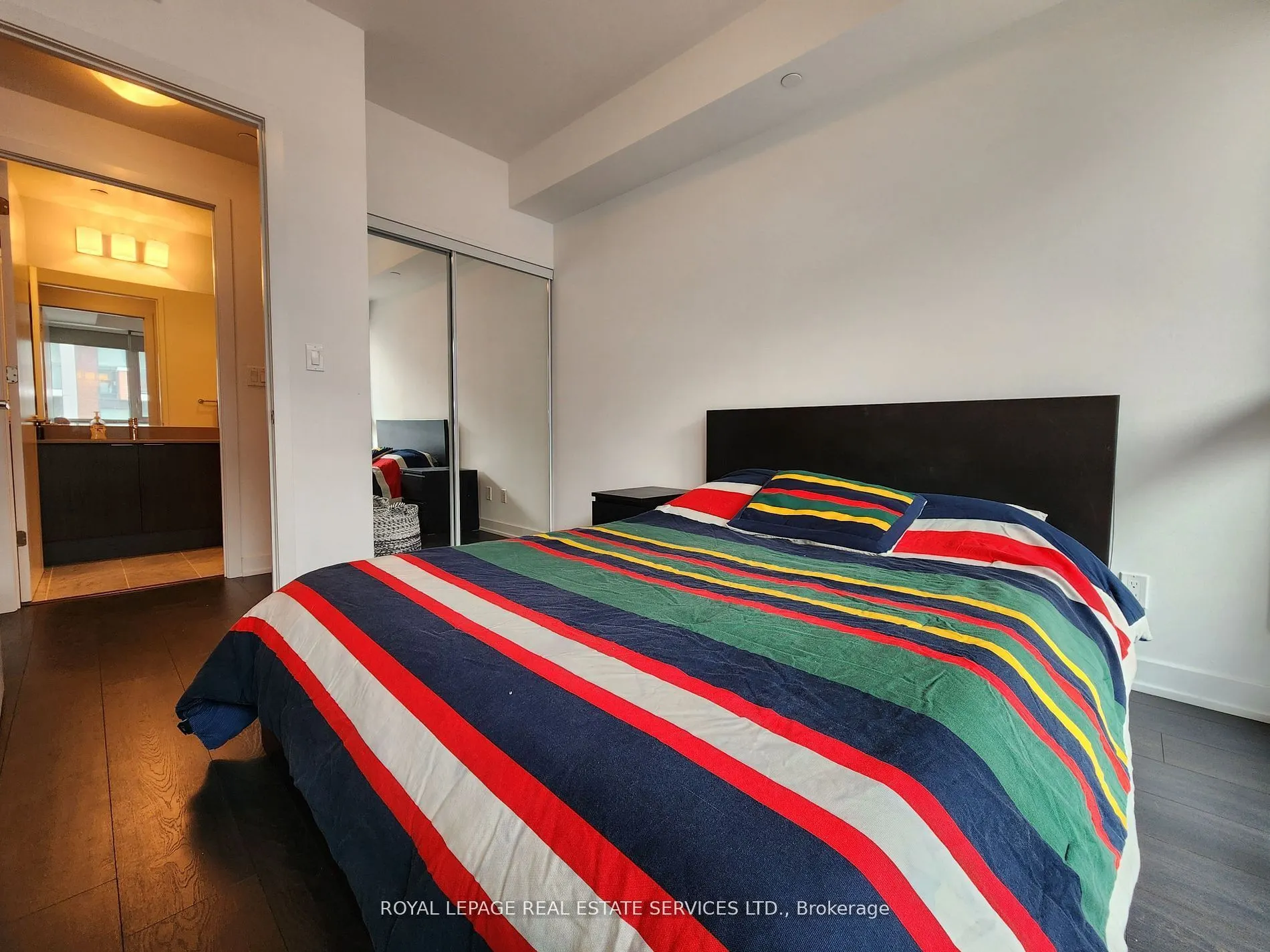50 Bruyeres Mews, #517