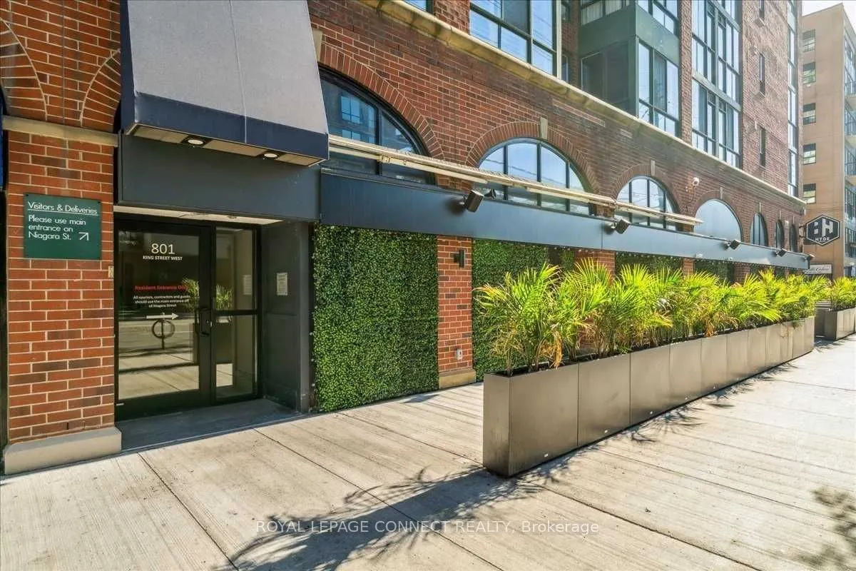 801 King Street W, #Ph01