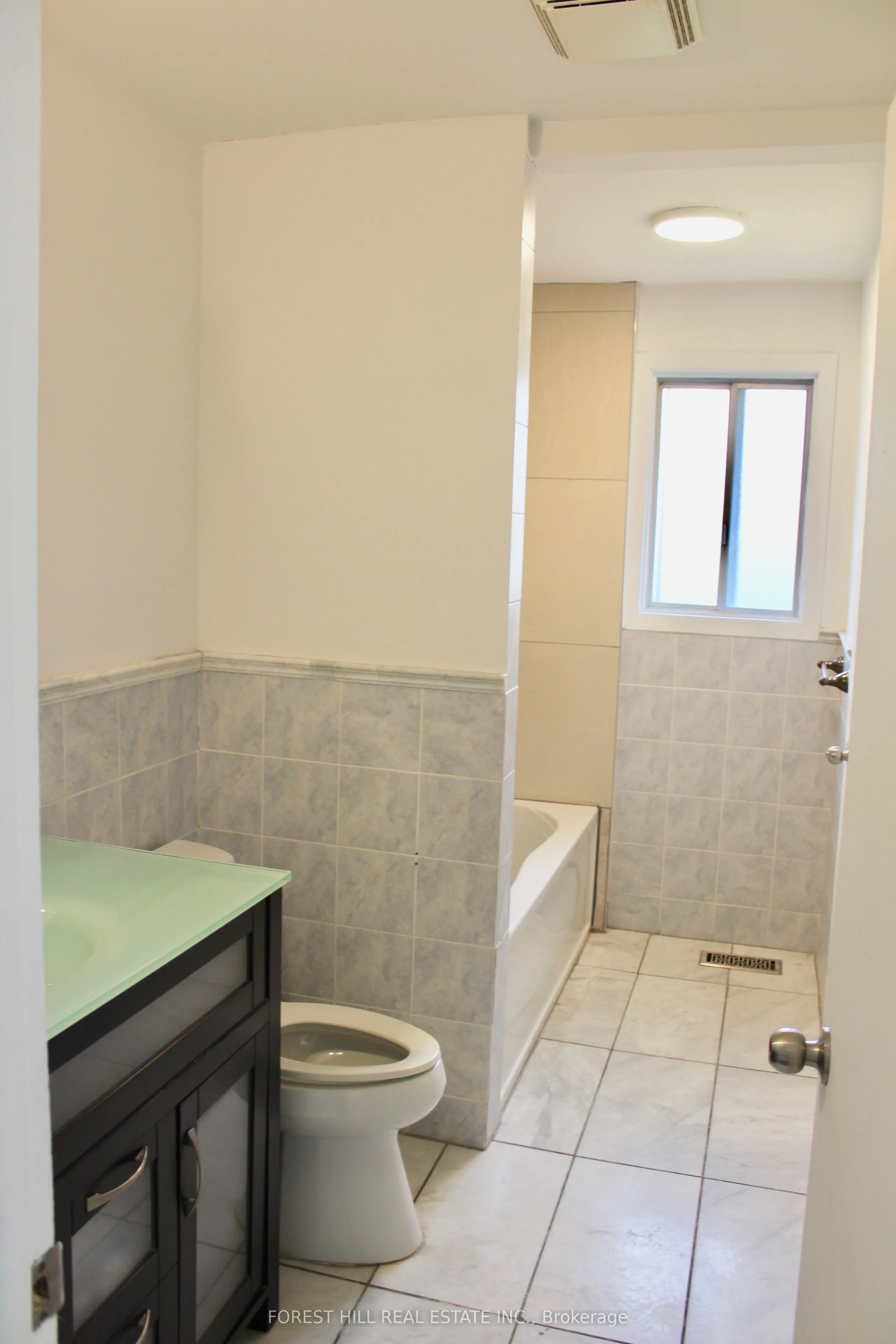 8 Doverwood Court, #First Floor