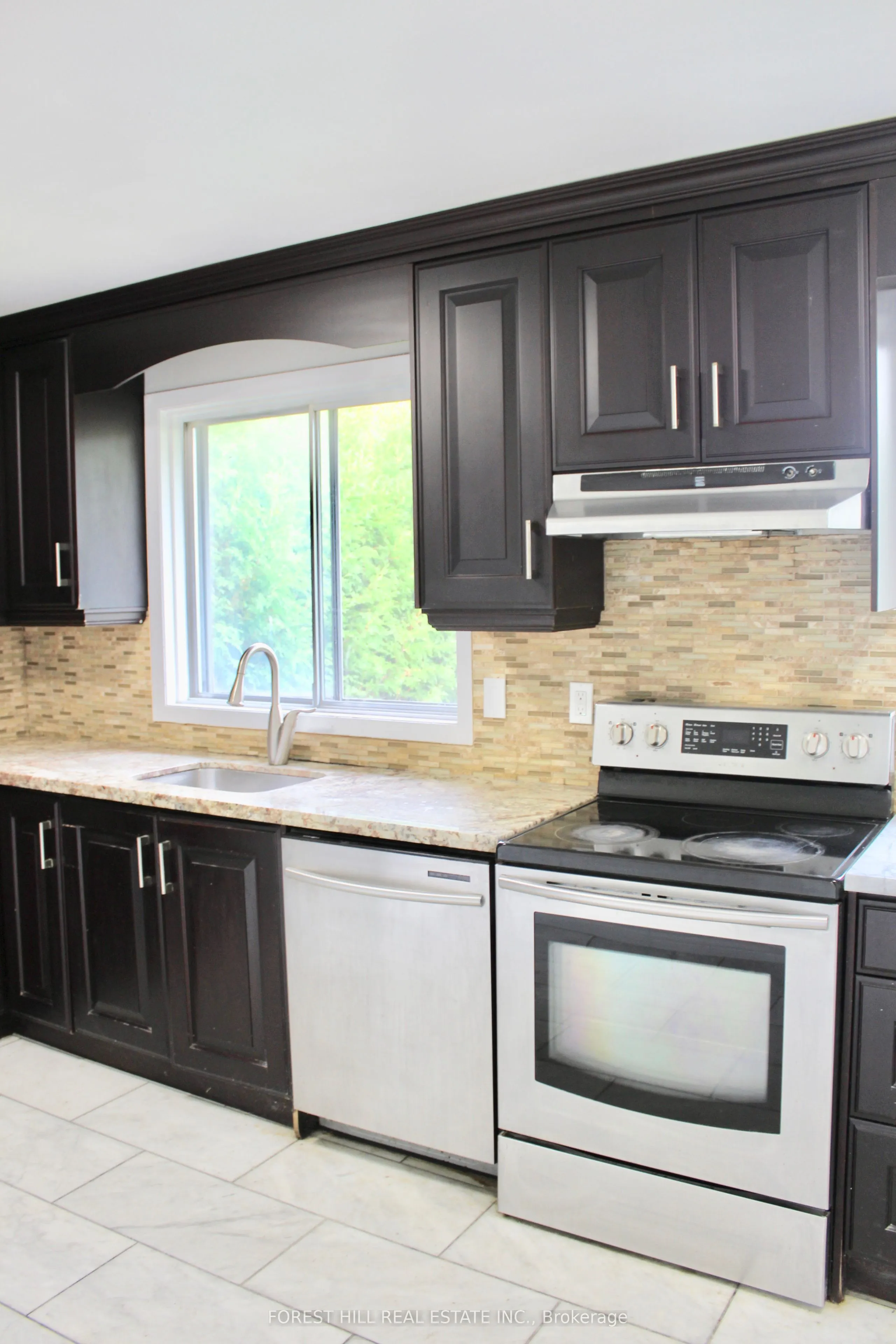 8 Doverwood Court, #First Floor