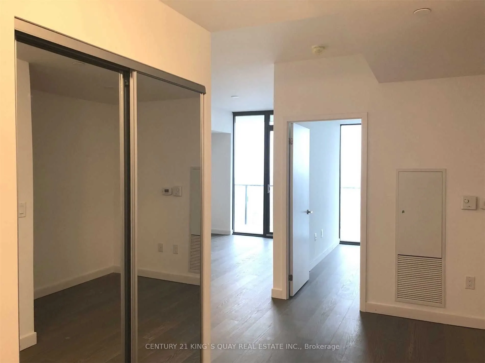 11 Wellesley Street W, #4607