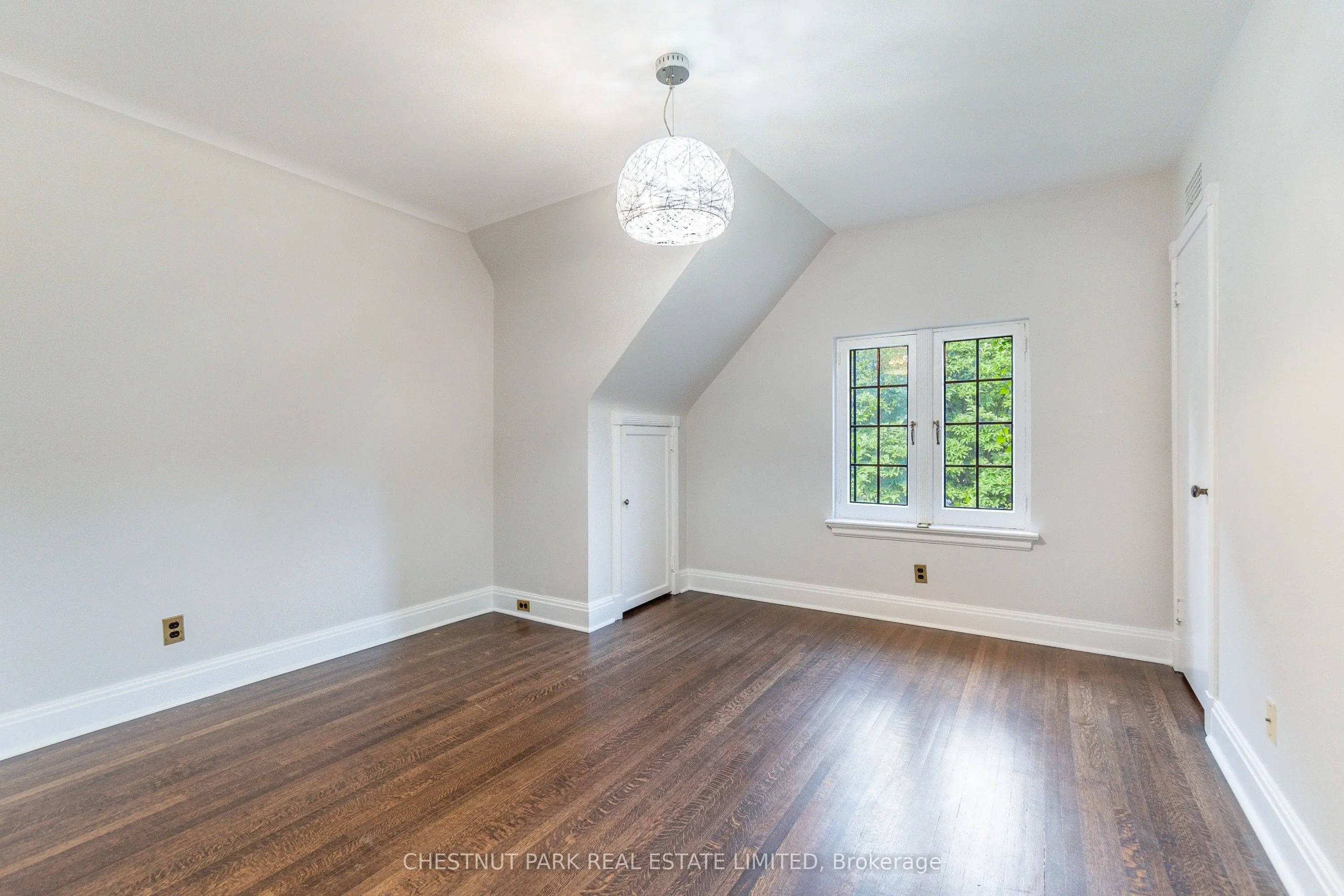 2 Garland Avenue