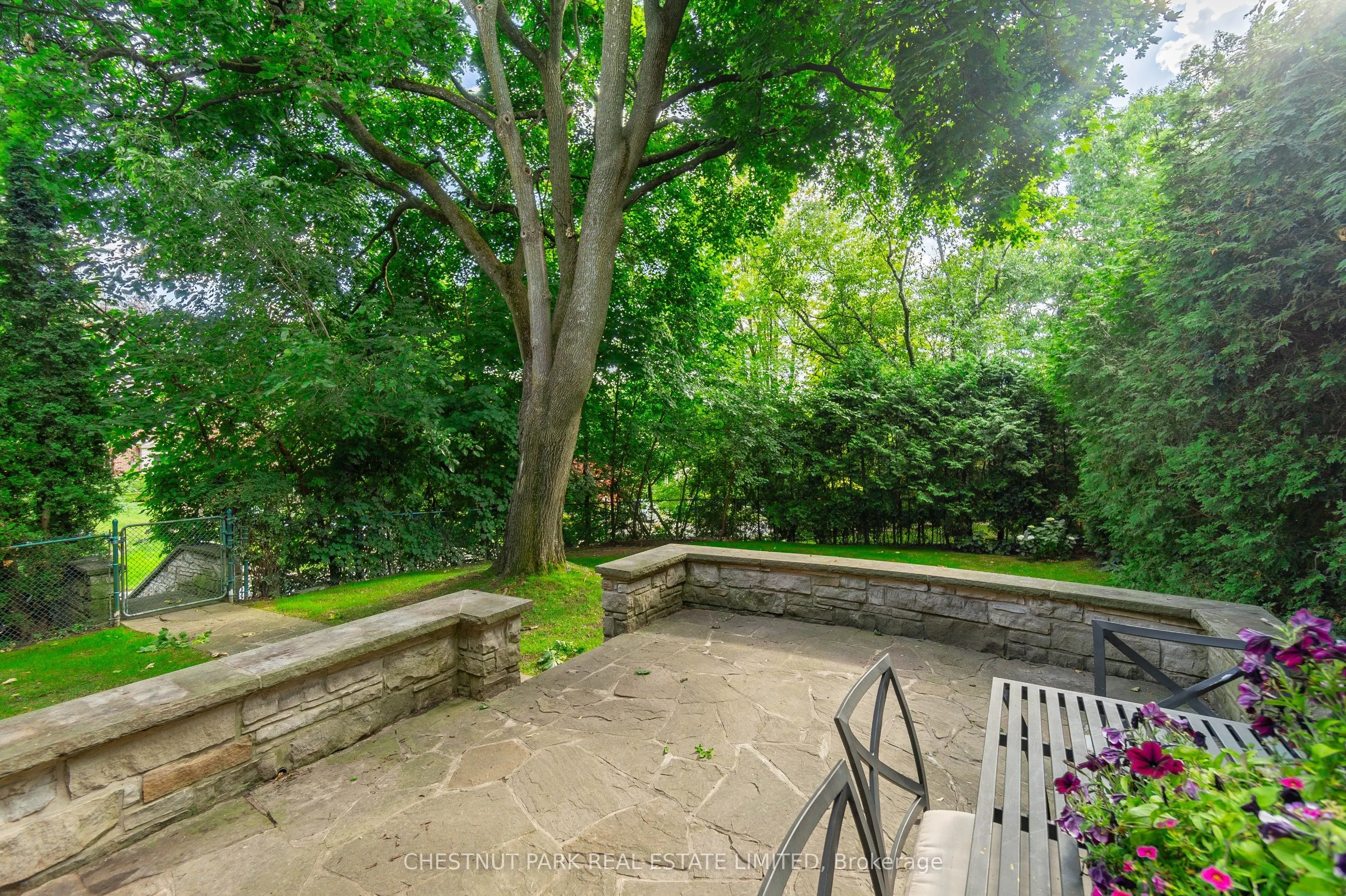 2 Garland Avenue
