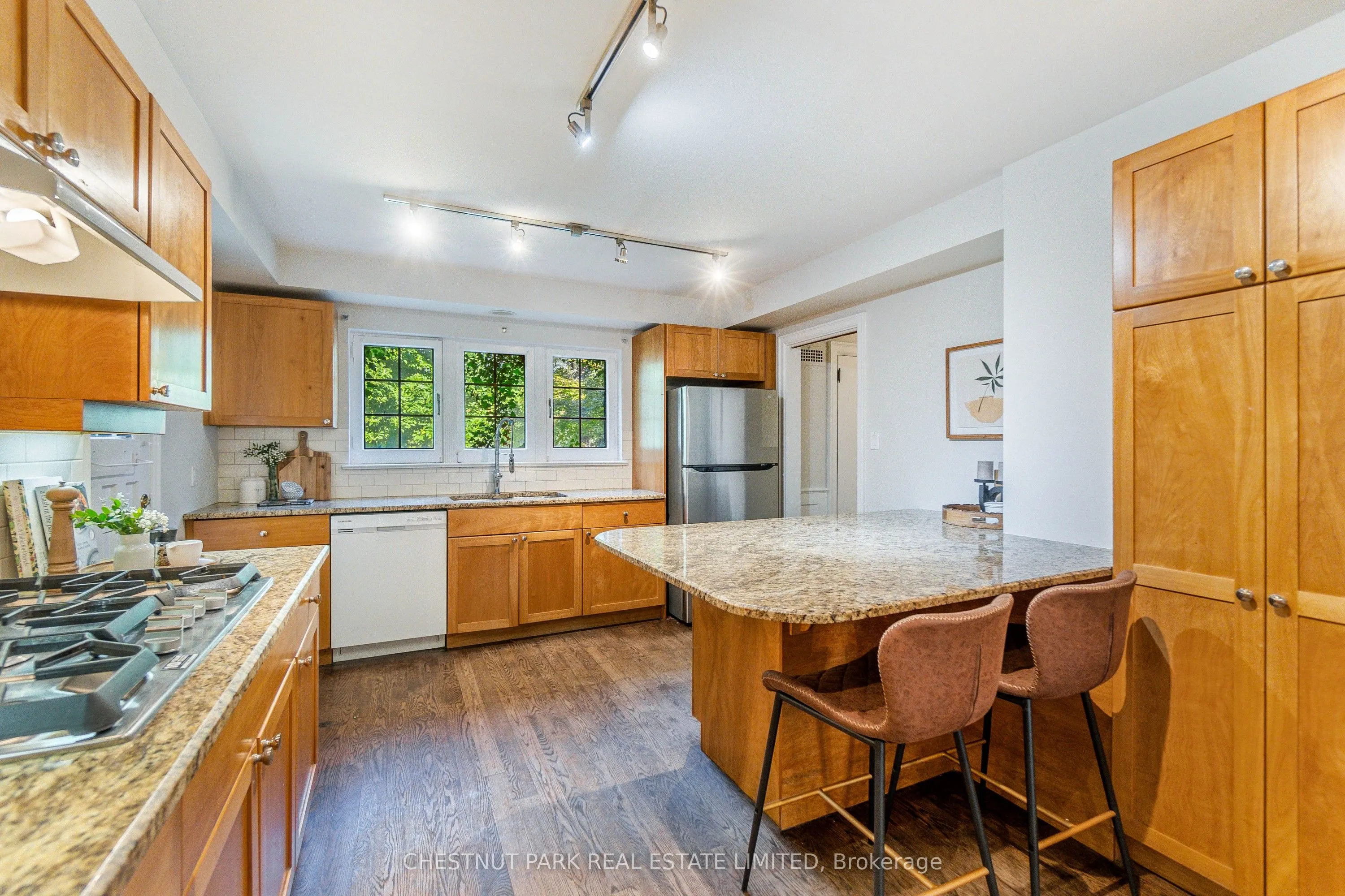 2 Garland Avenue