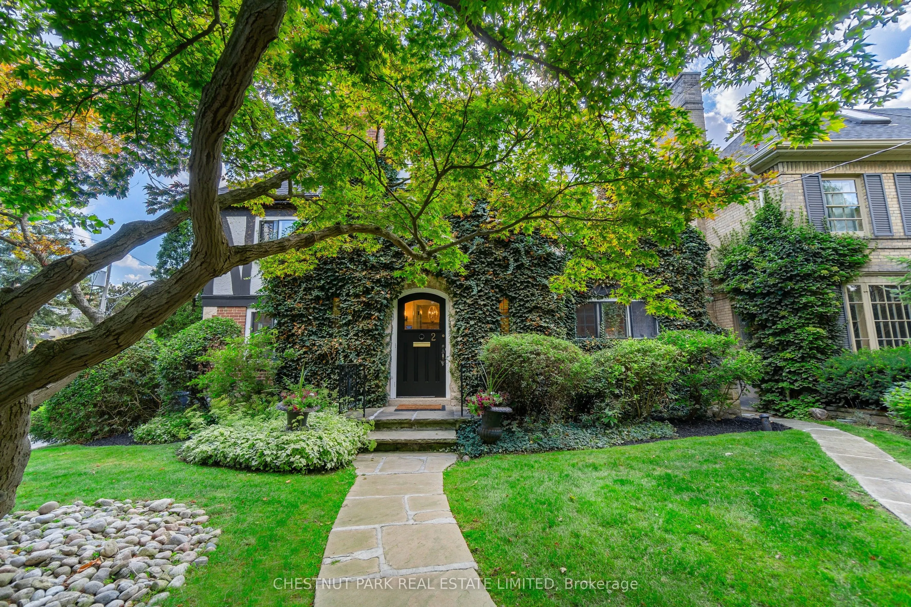 2 Garland Avenue