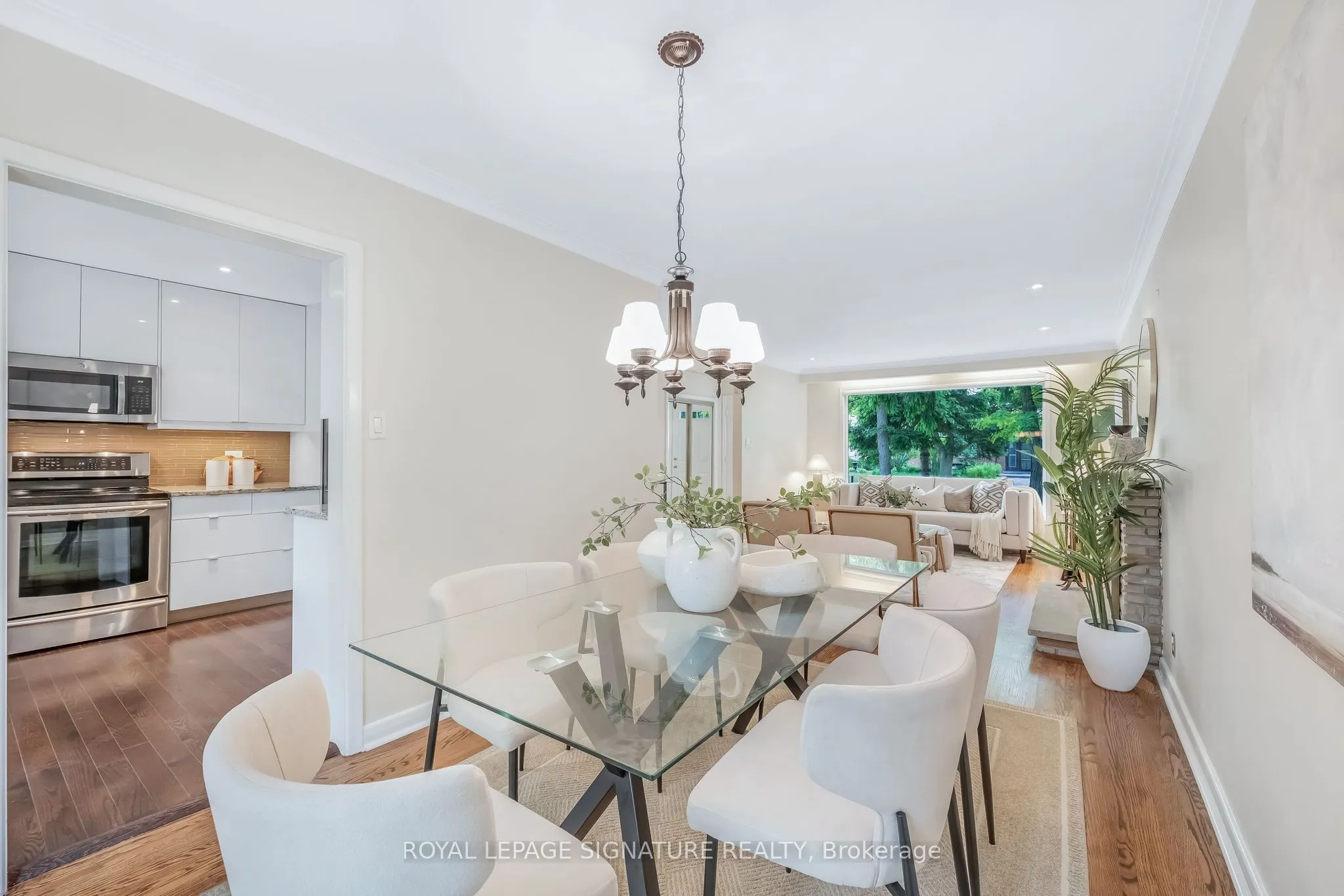 16 Revcoe Drive