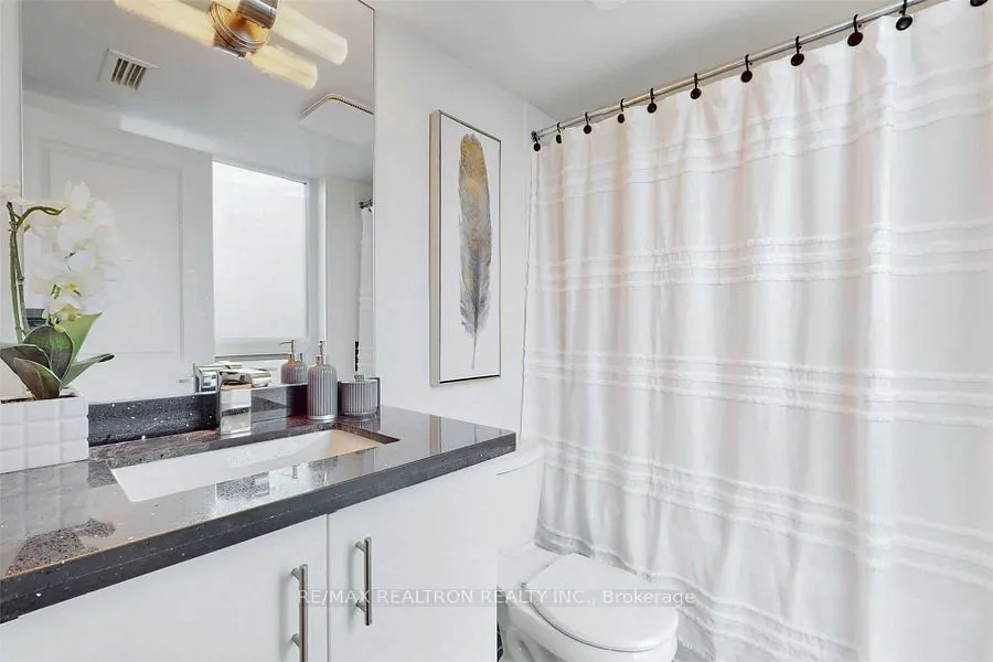 17 Anndale Drive, #2015