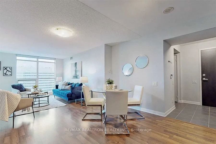 17 Anndale Drive, #2015
