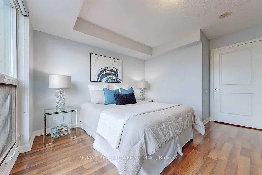 17 Anndale Drive, #2015