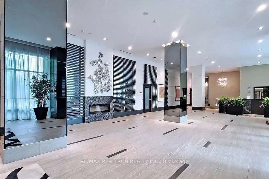 17 Anndale Drive, #2015