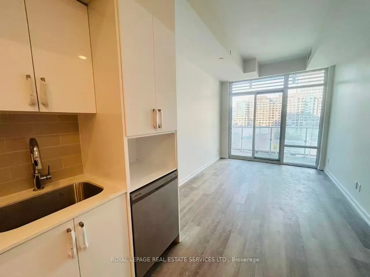 18 Maitland Terrace, #705
