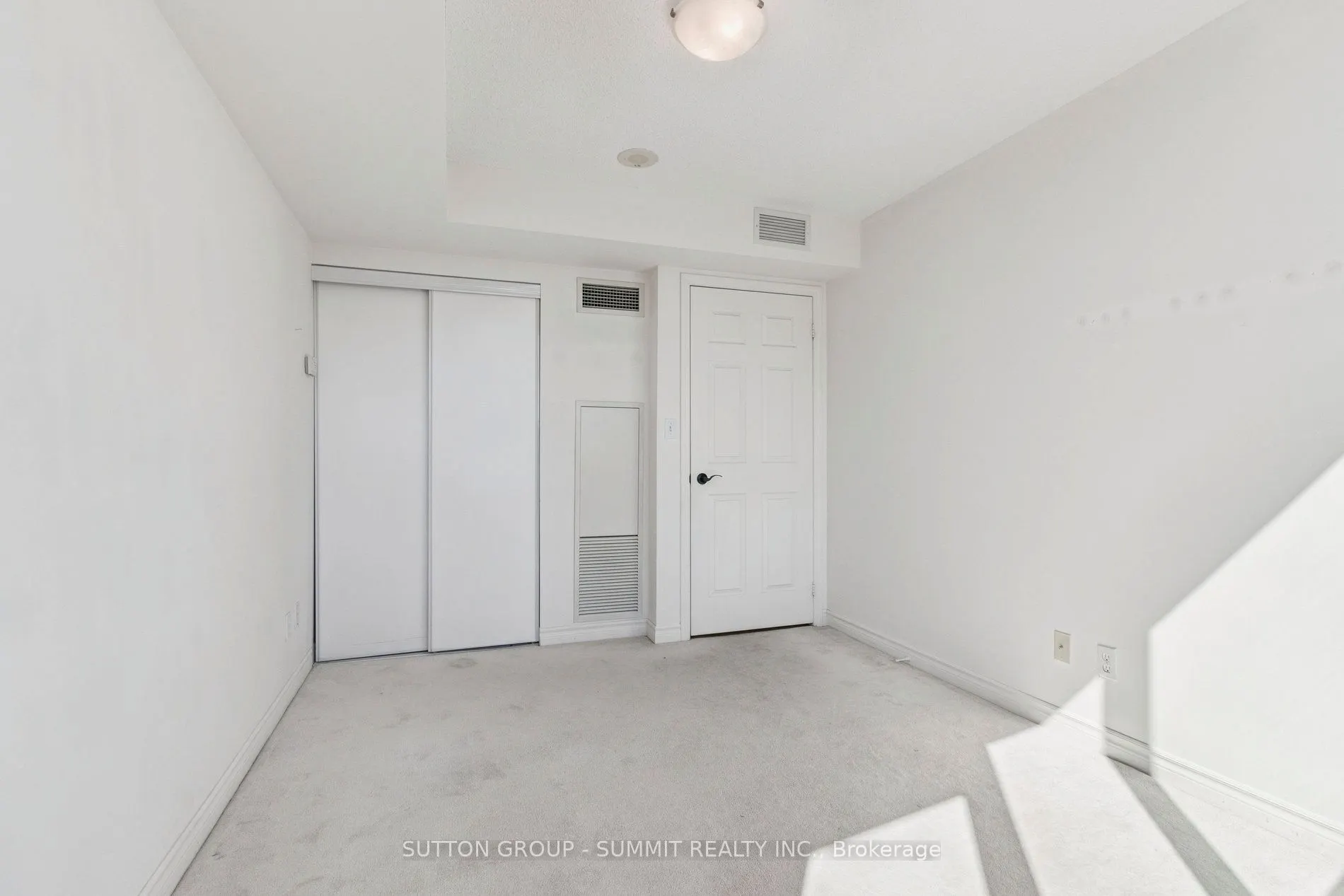 18 Spring Garden Avenue, ##3208
