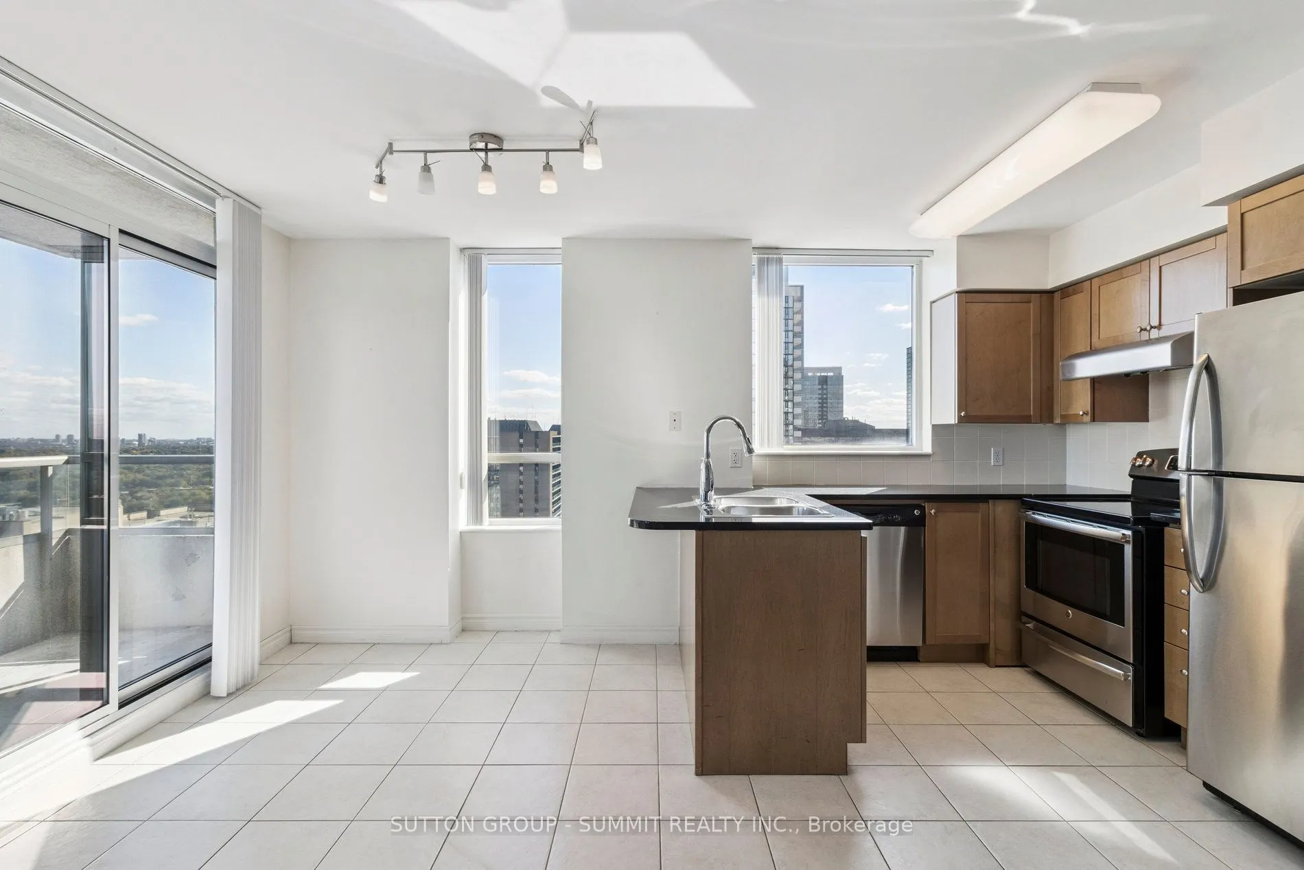 18 Spring Garden Avenue, ##3208