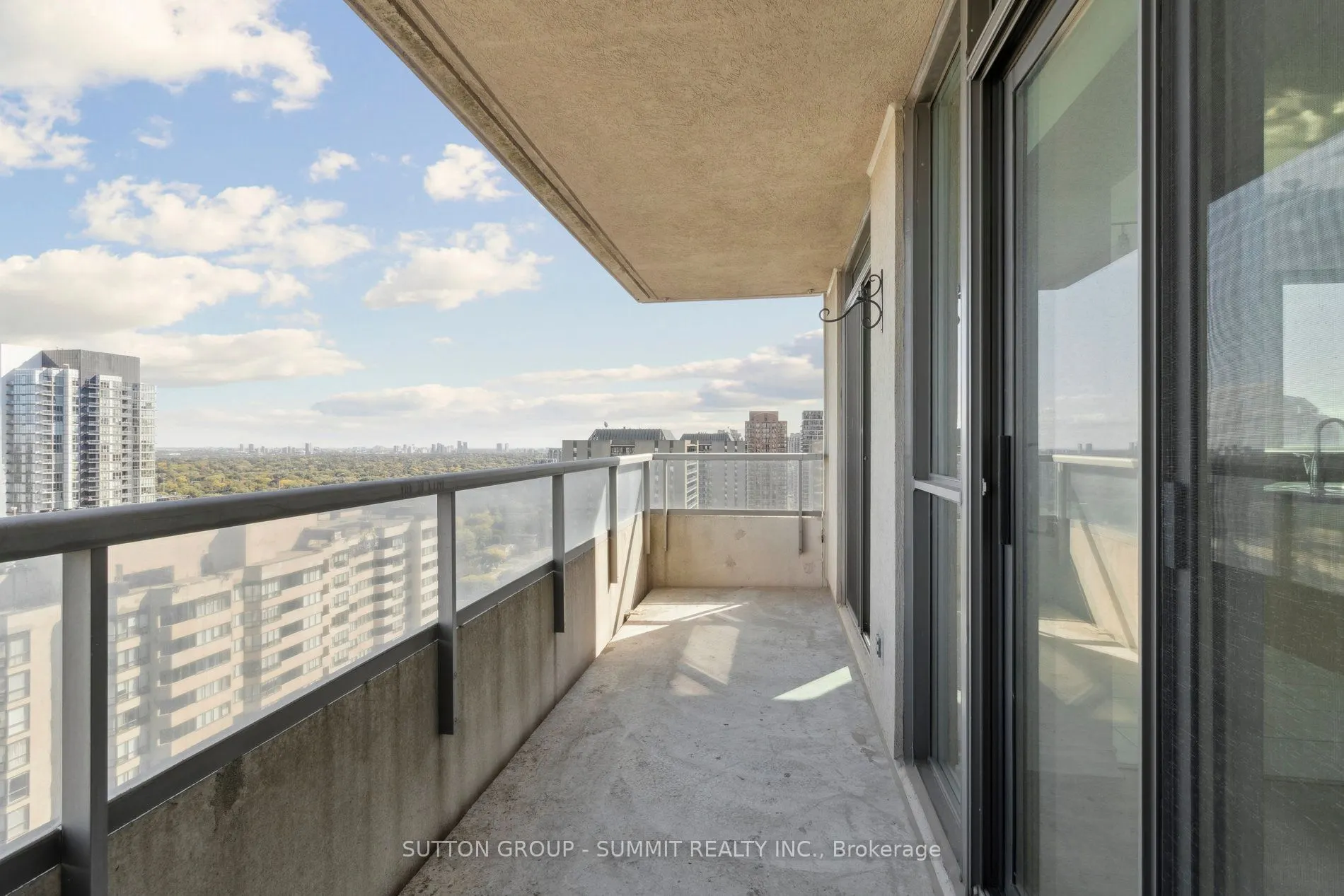 18 Spring Garden Avenue, ##3208