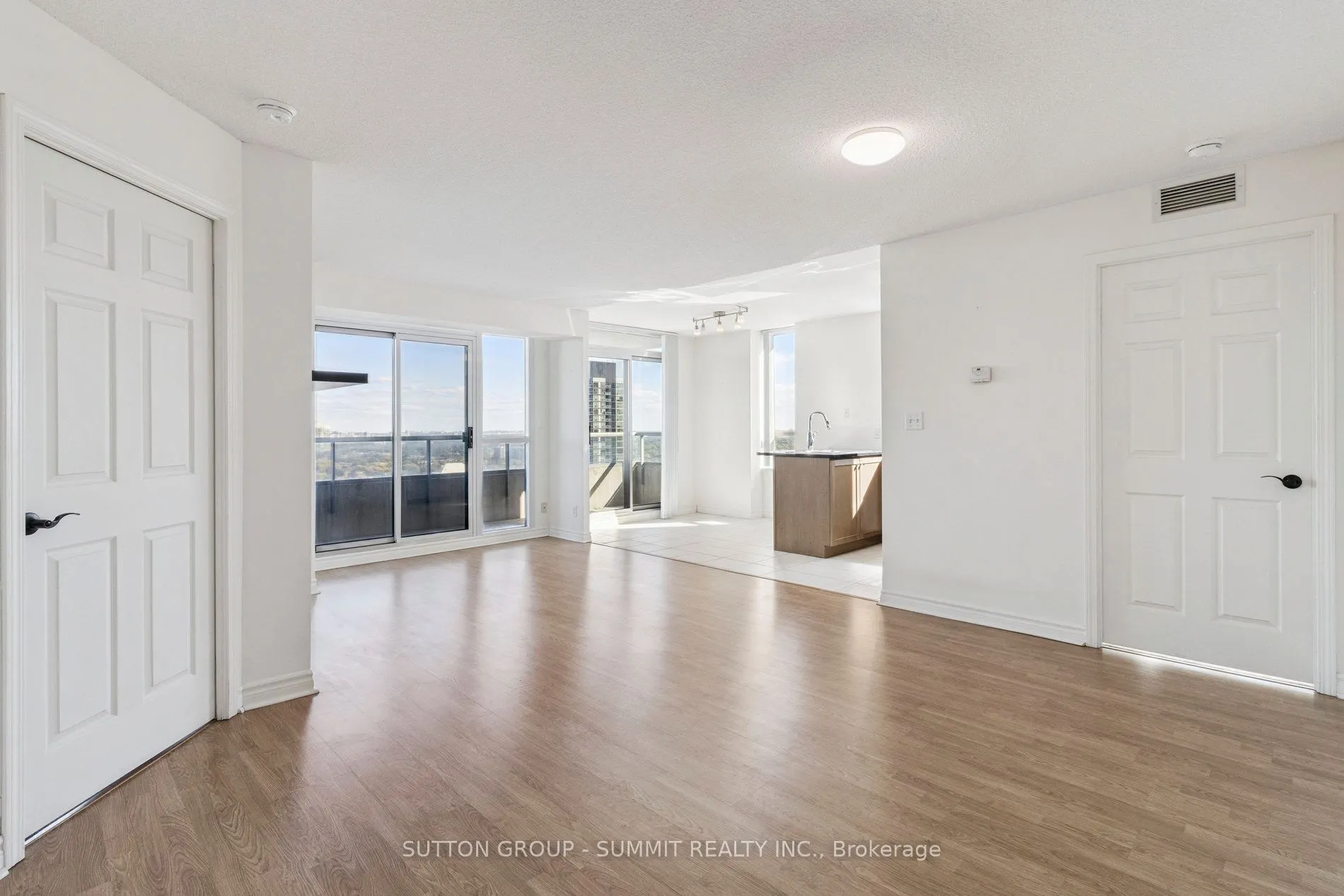 18 Spring Garden Avenue, ##3208