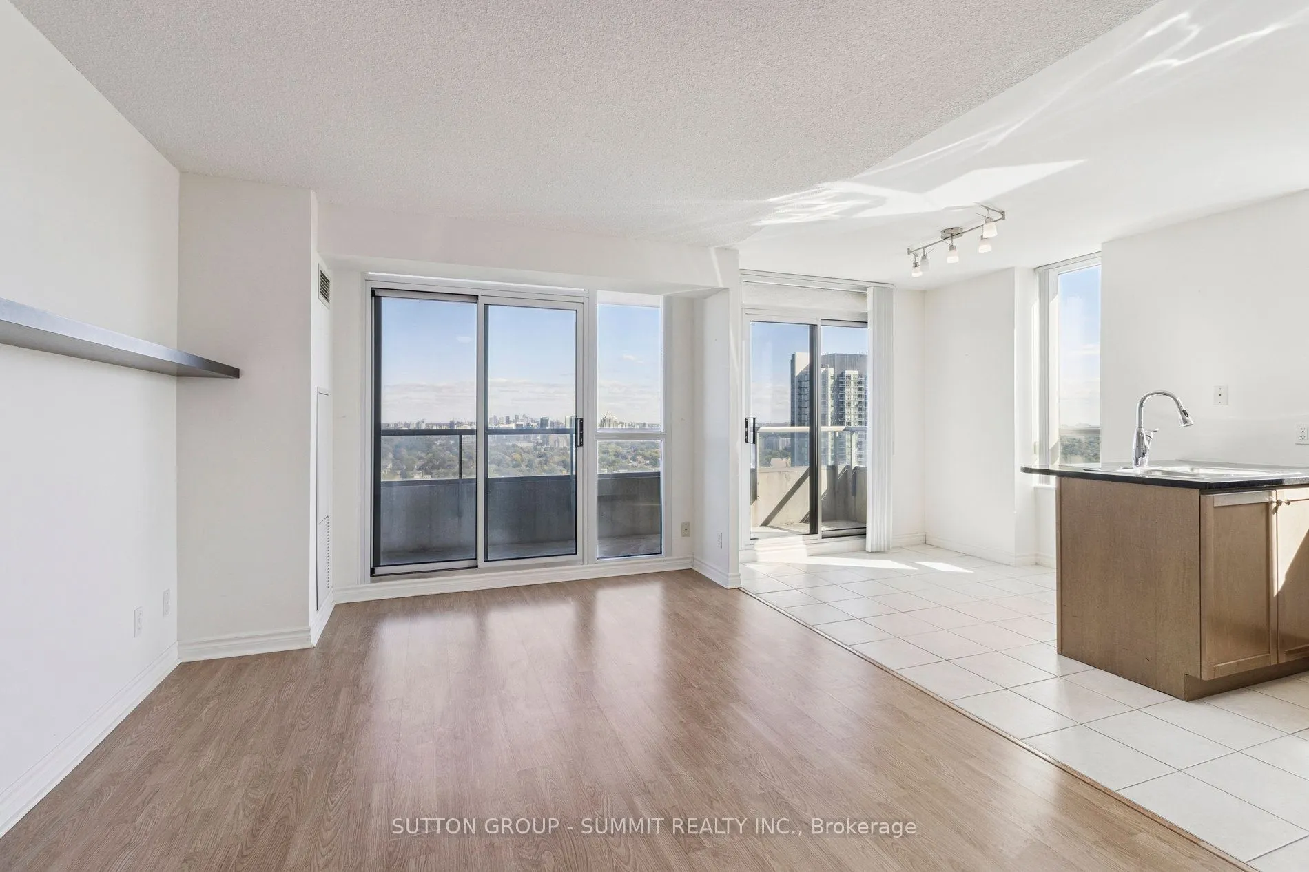 18 Spring Garden Avenue, ##3208