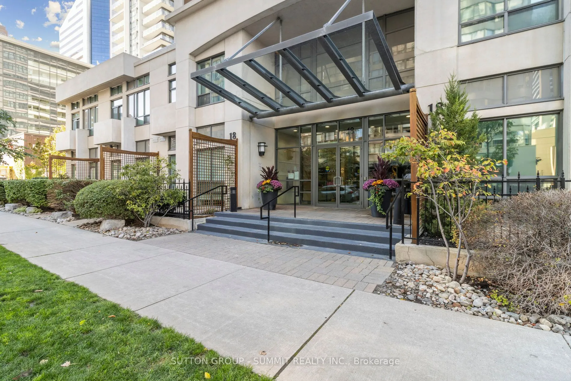 18 Spring Garden Avenue, ##3208