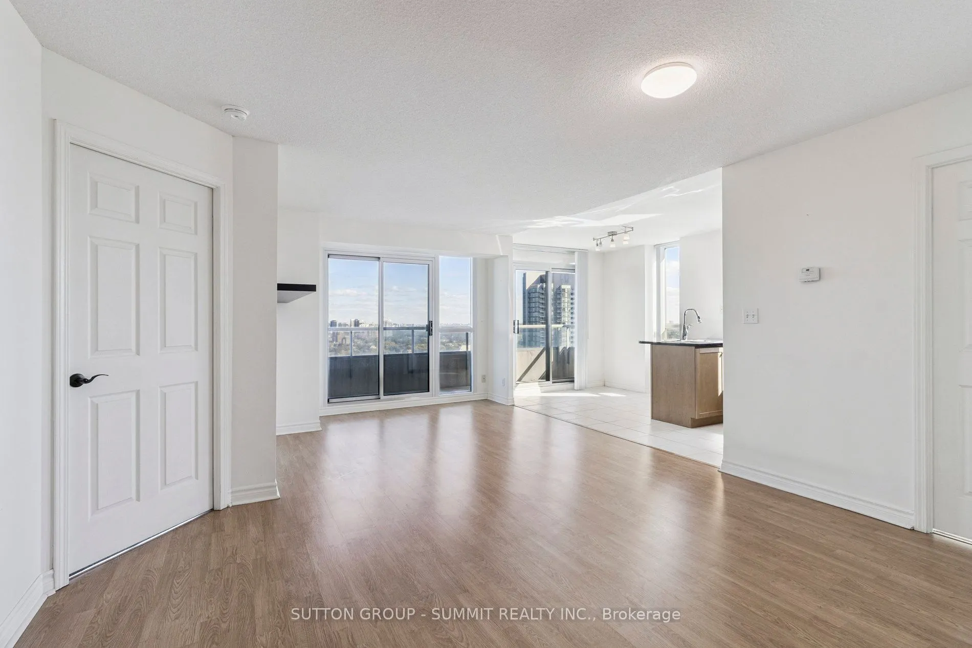 18 Spring Garden Avenue, ##3208