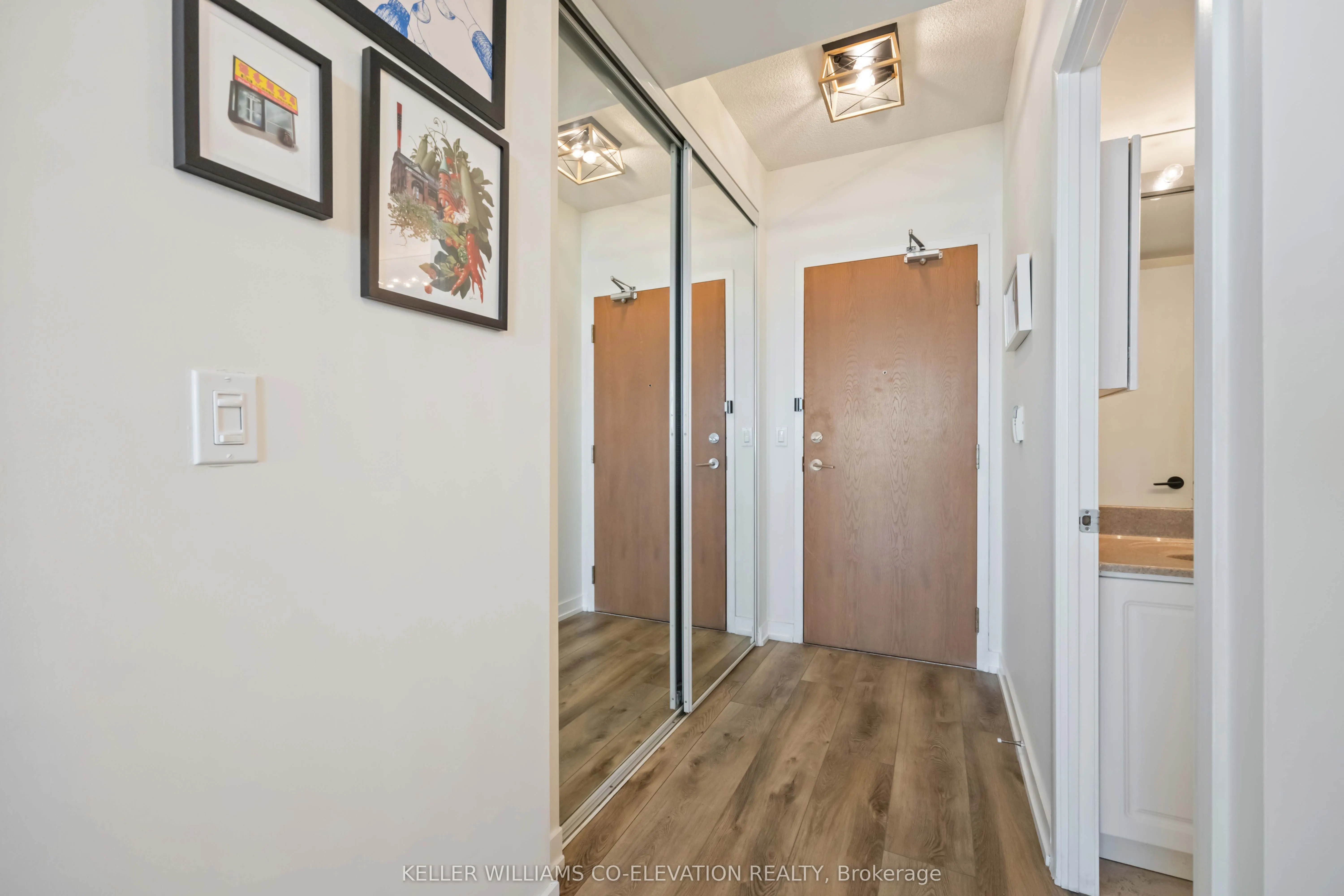 219 Fort York Boulevard, #2511