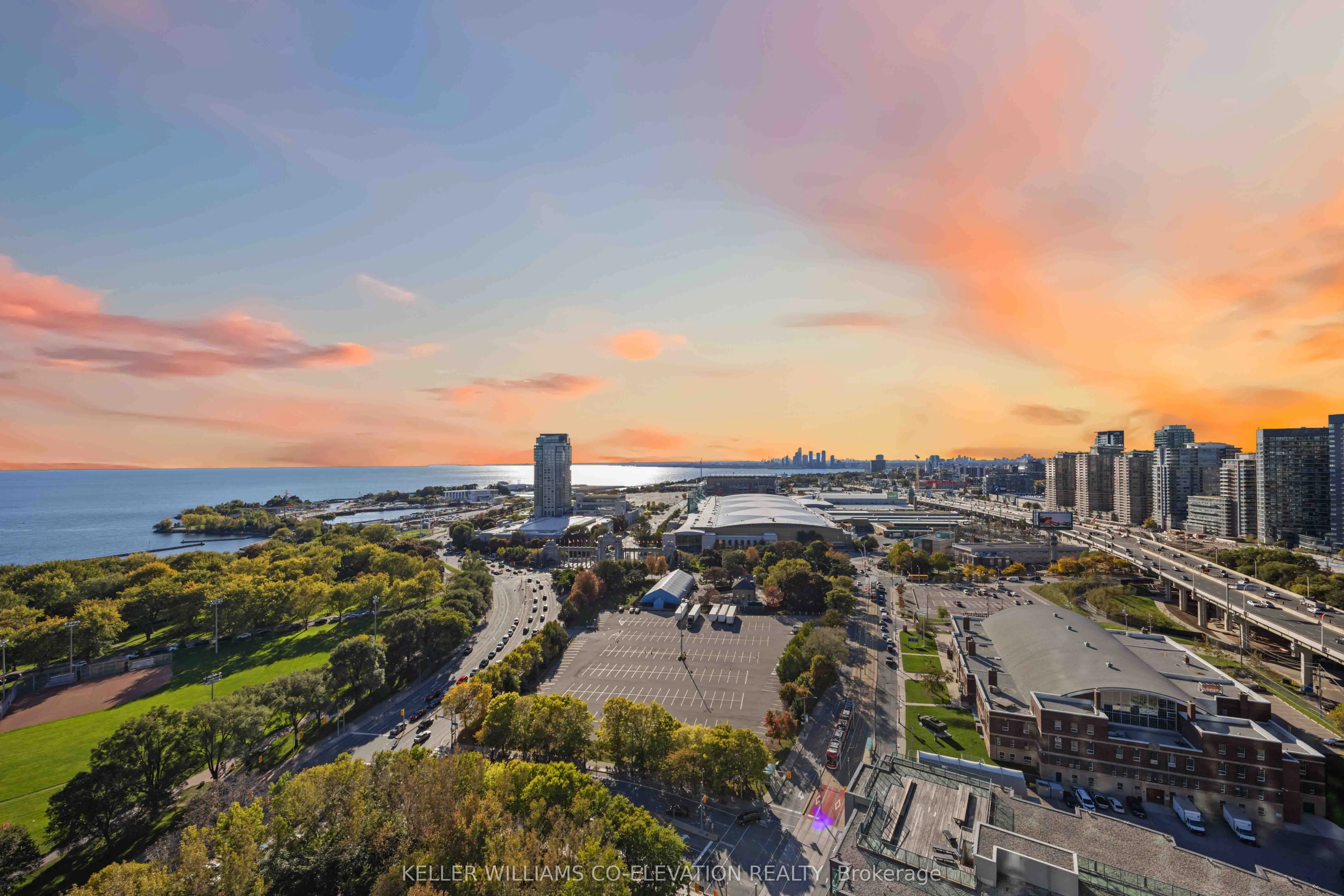 219 Fort York Boulevard, #2511