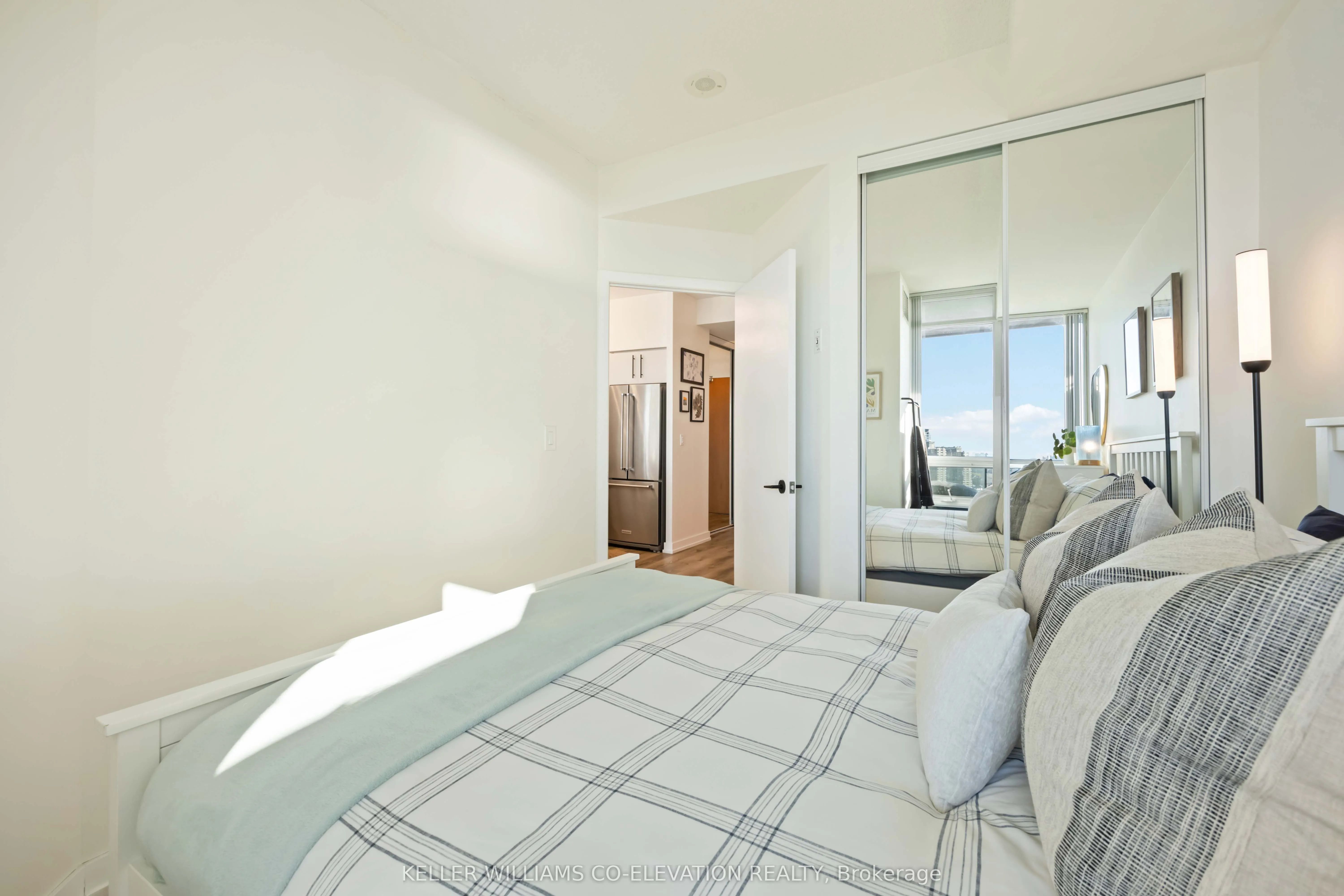 219 Fort York Boulevard, #2511