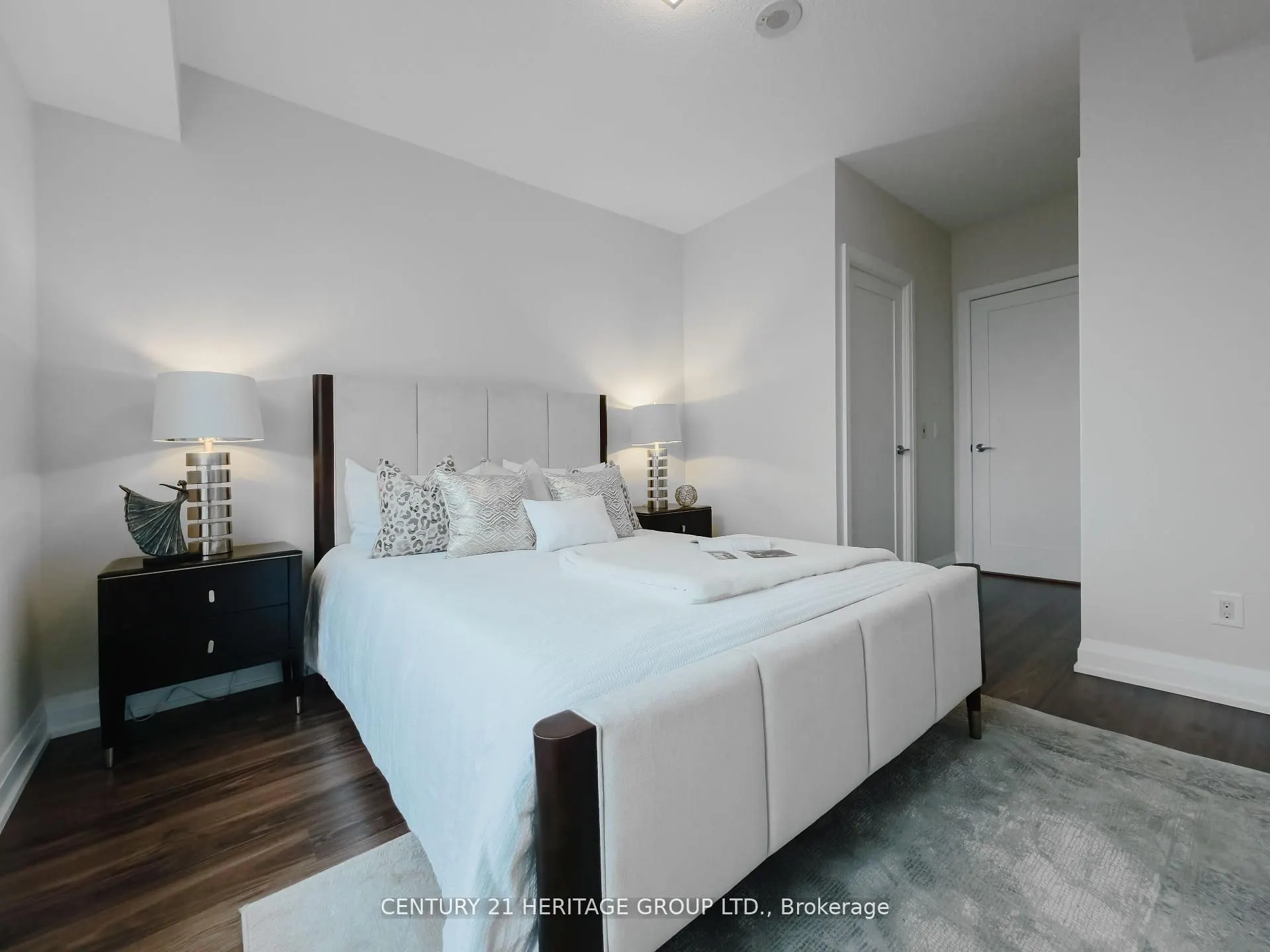 5 Sheppard Avenue E, #3117