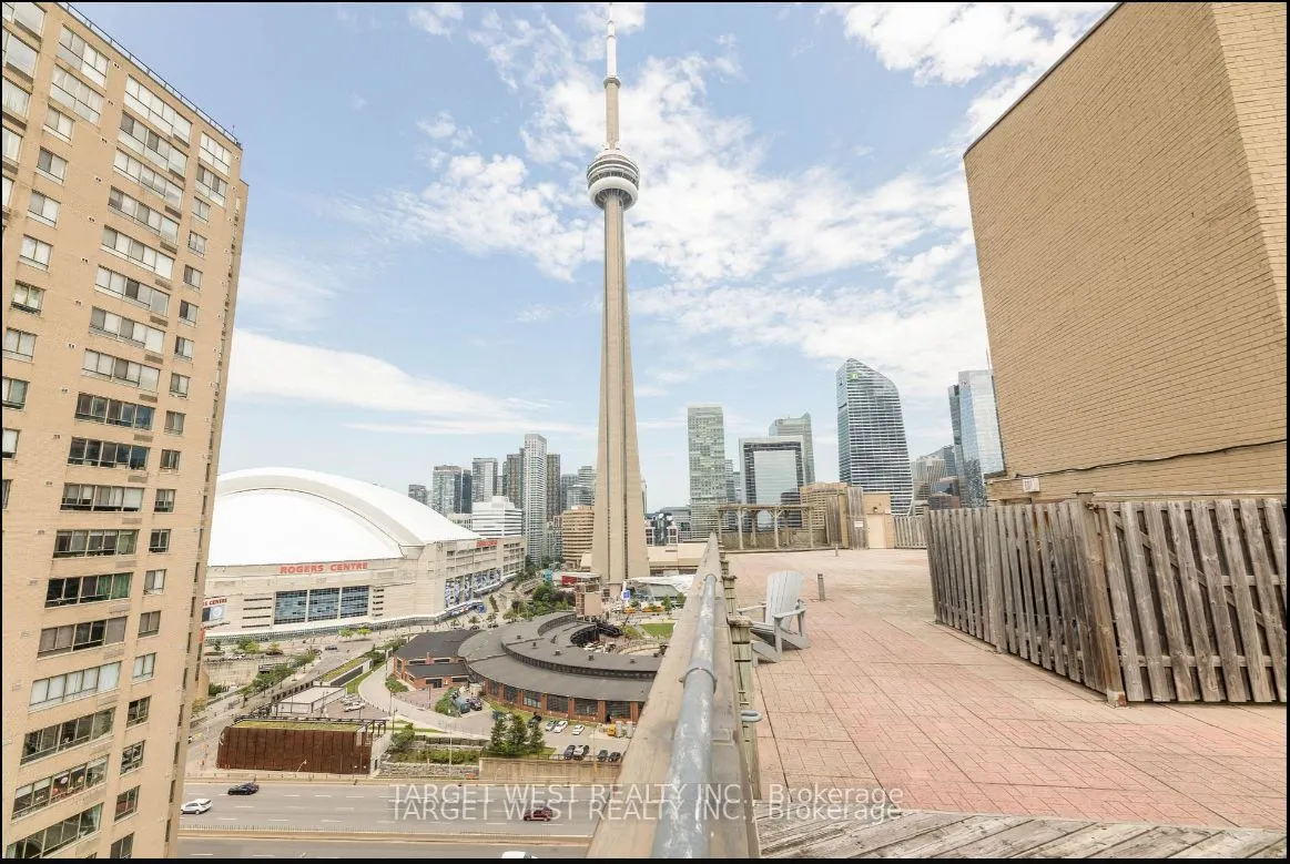 250 queens Quay