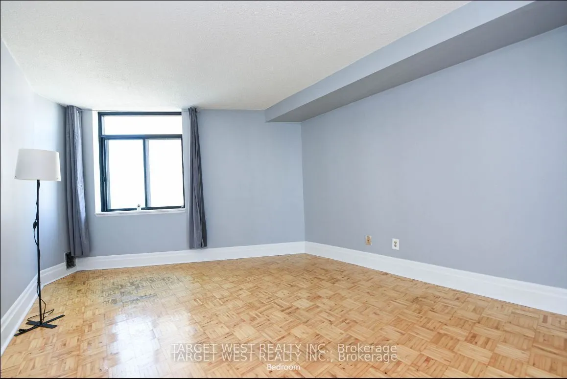 250 queens Quay