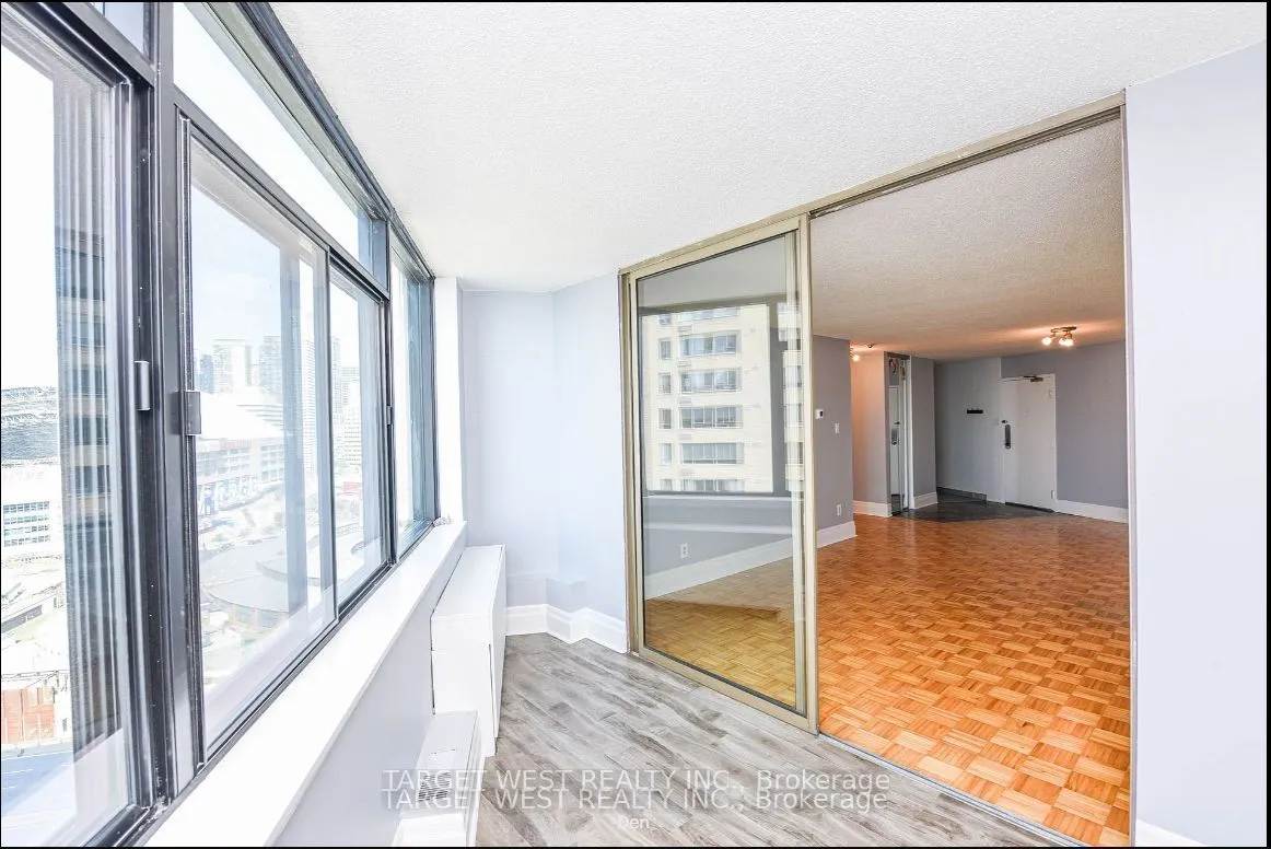250 queens Quay