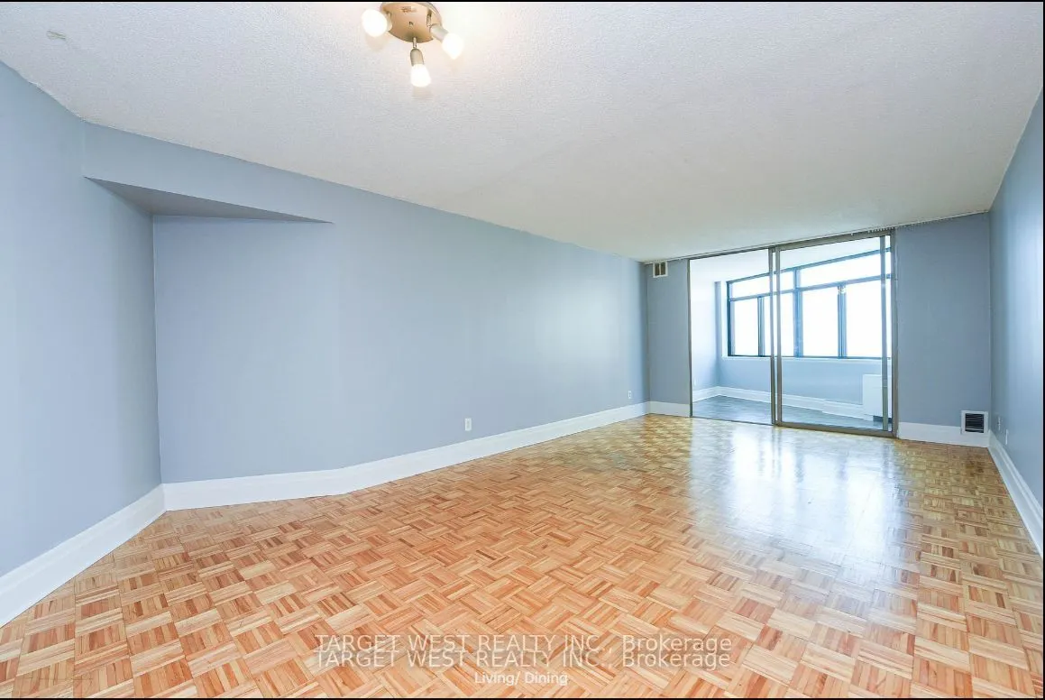 250 queens Quay