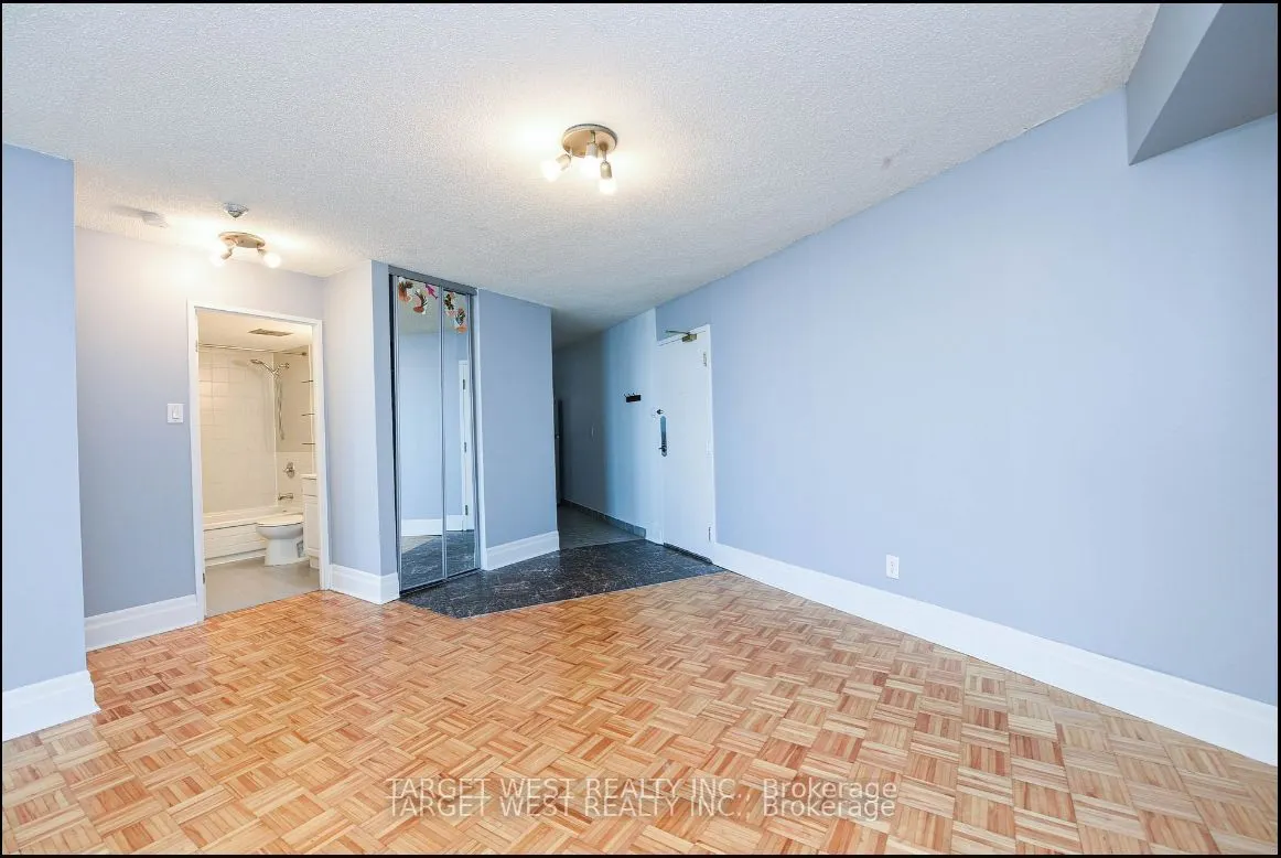 250 queens Quay