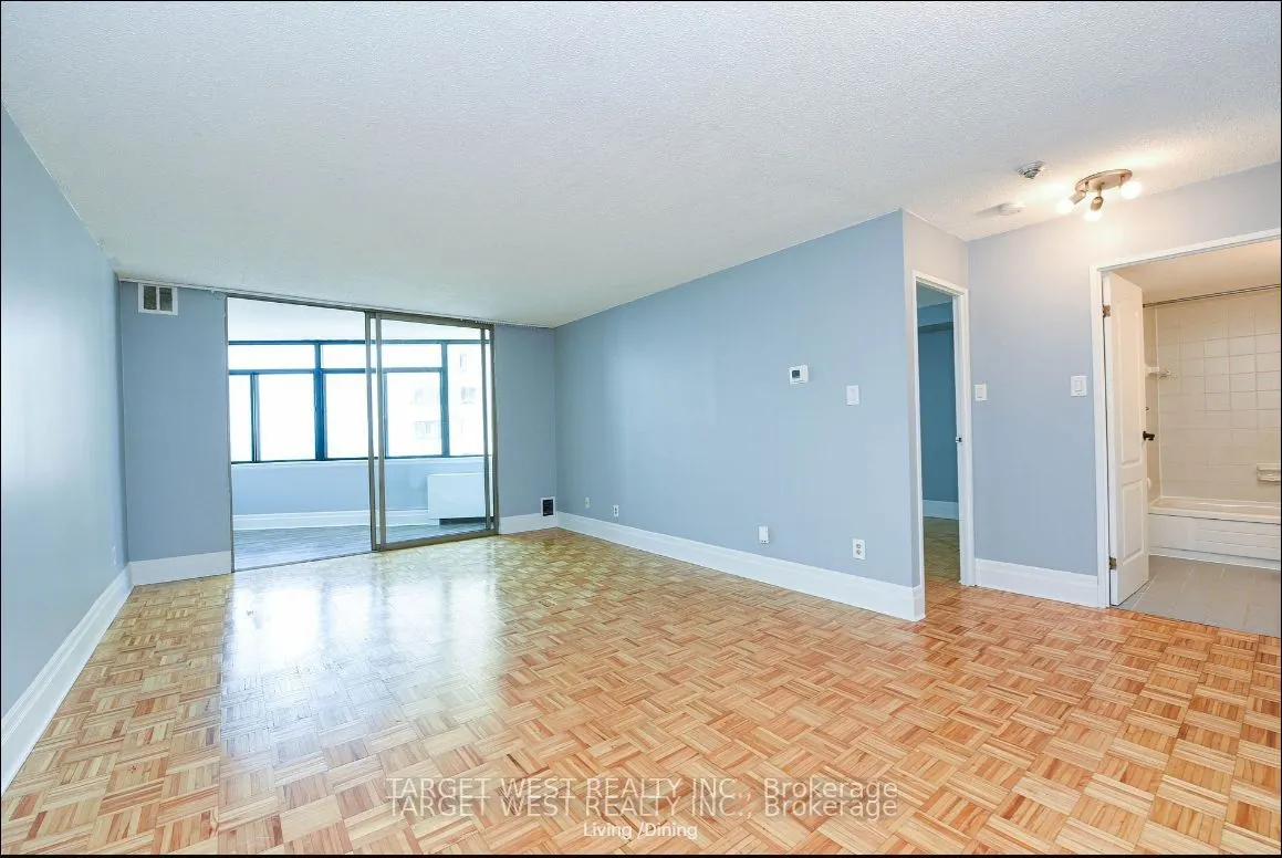 250 queens Quay