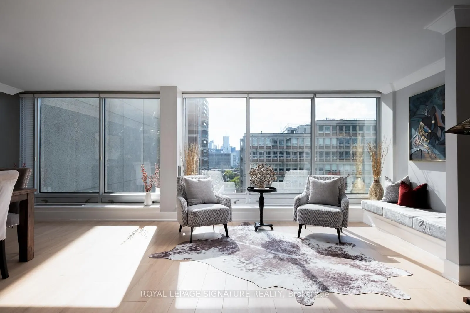 110 Bloor Street W, #1201