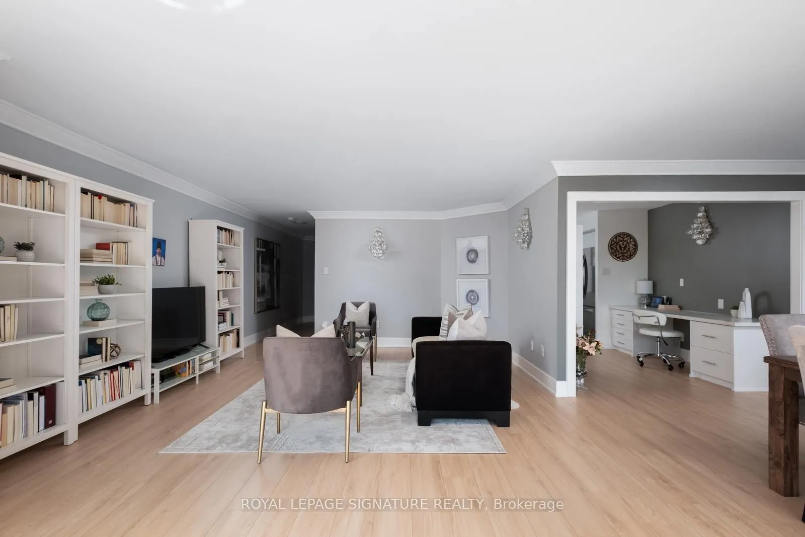 110 Bloor Street W, #1201