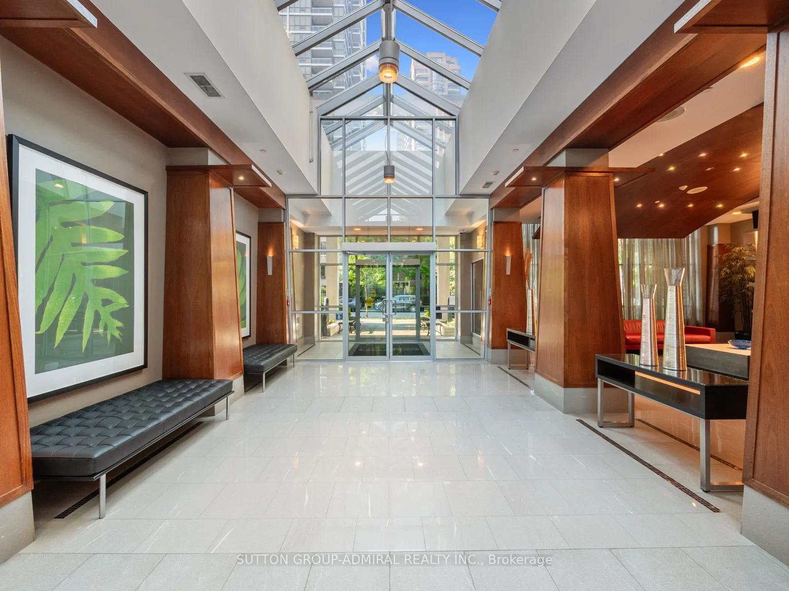 31 Bales Avenue, #1016