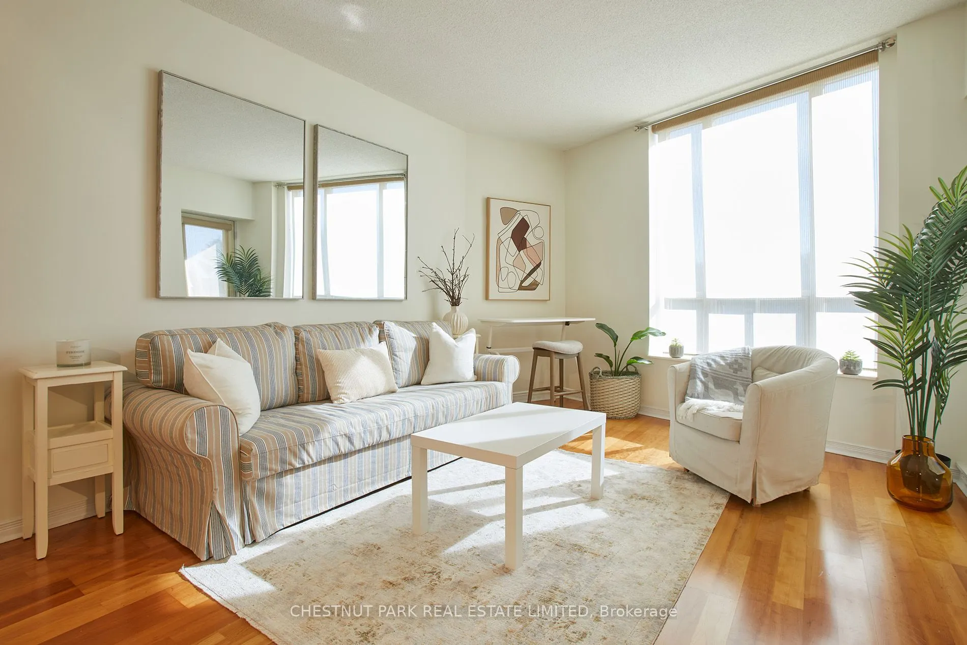 451 Rosewell Avenue, #413