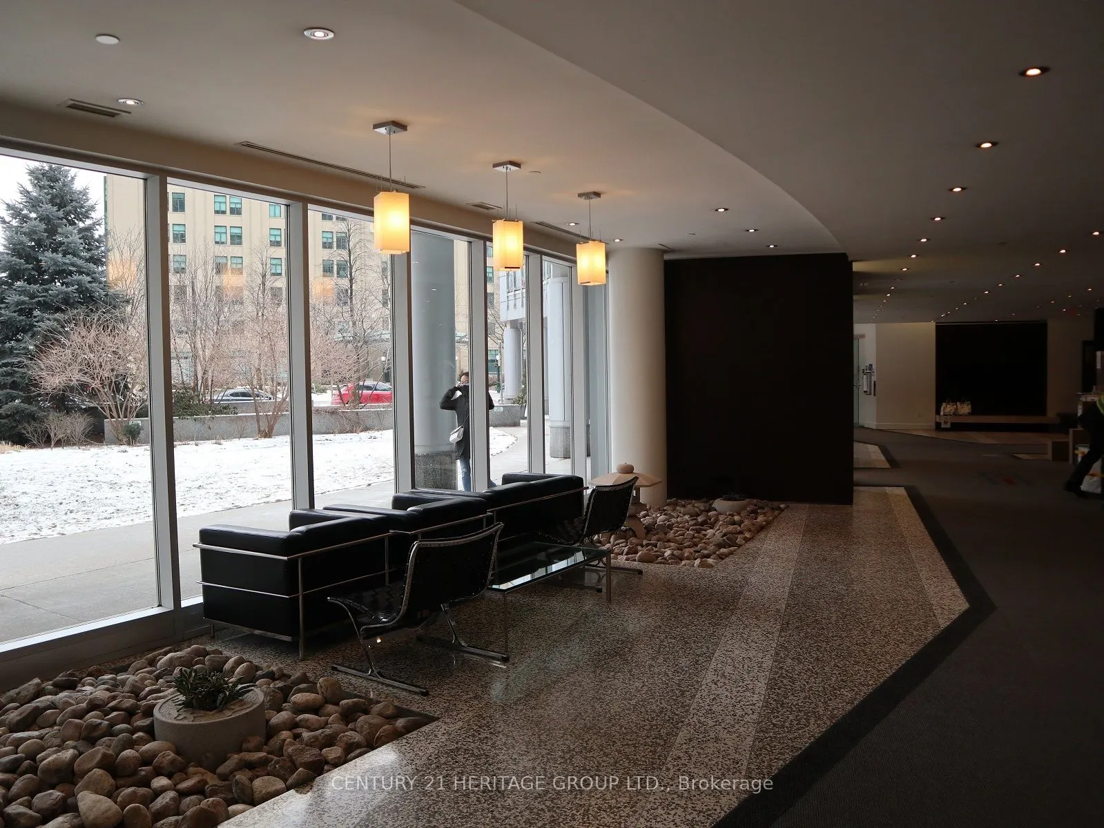 8 York Street, #604
